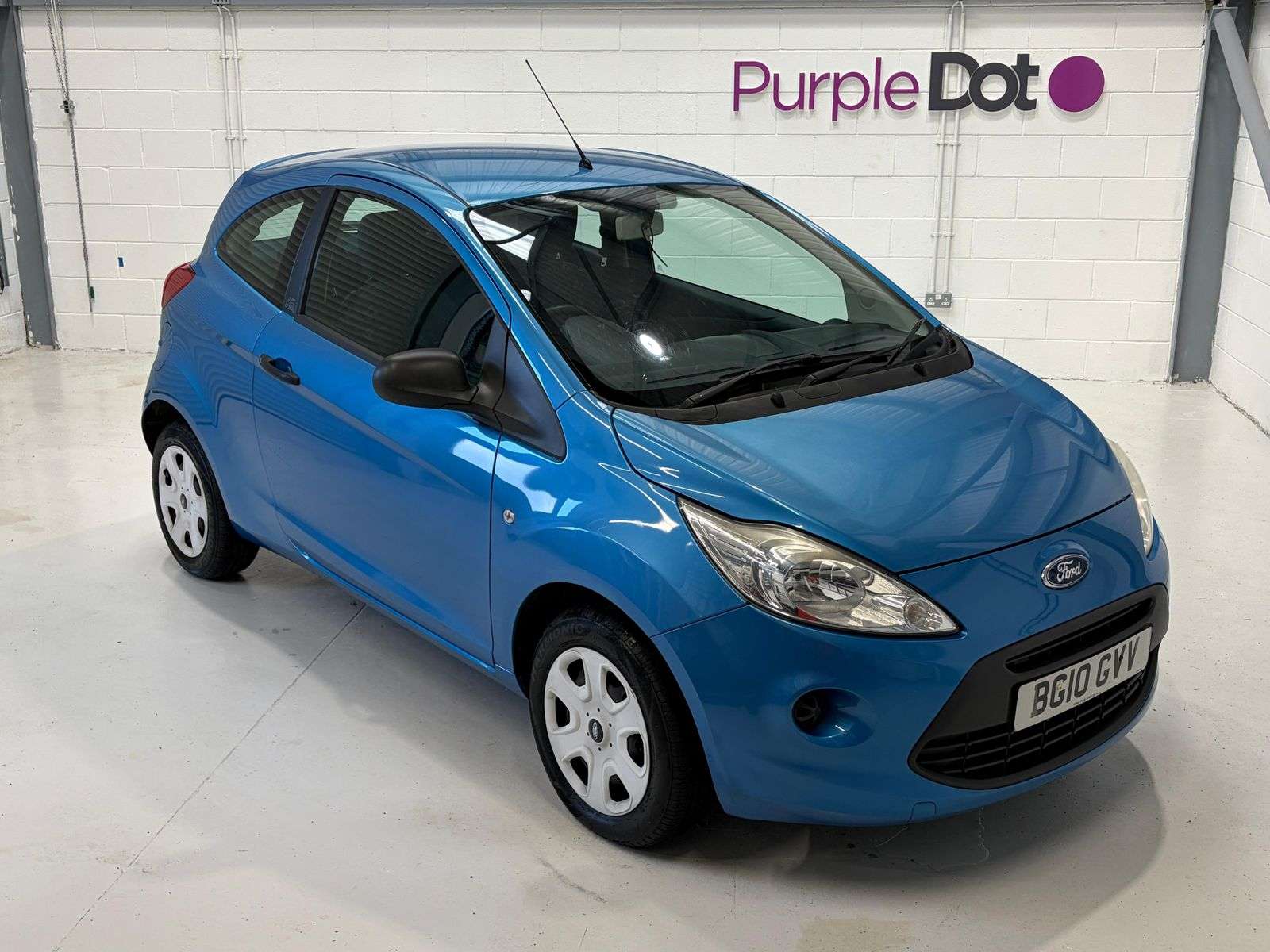 A 2010 FORD KA 1.2 Studio Hatchback 3dr Petrol Manual Euro 4 (69 ps) A 2010 FORD KA 1.2 Studio Hatchback 3dr Petrol Manual Euro 4 (69 ps)