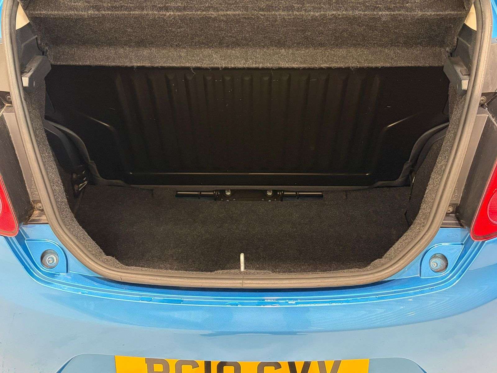 2010 FORD KA 2010 FORD KA