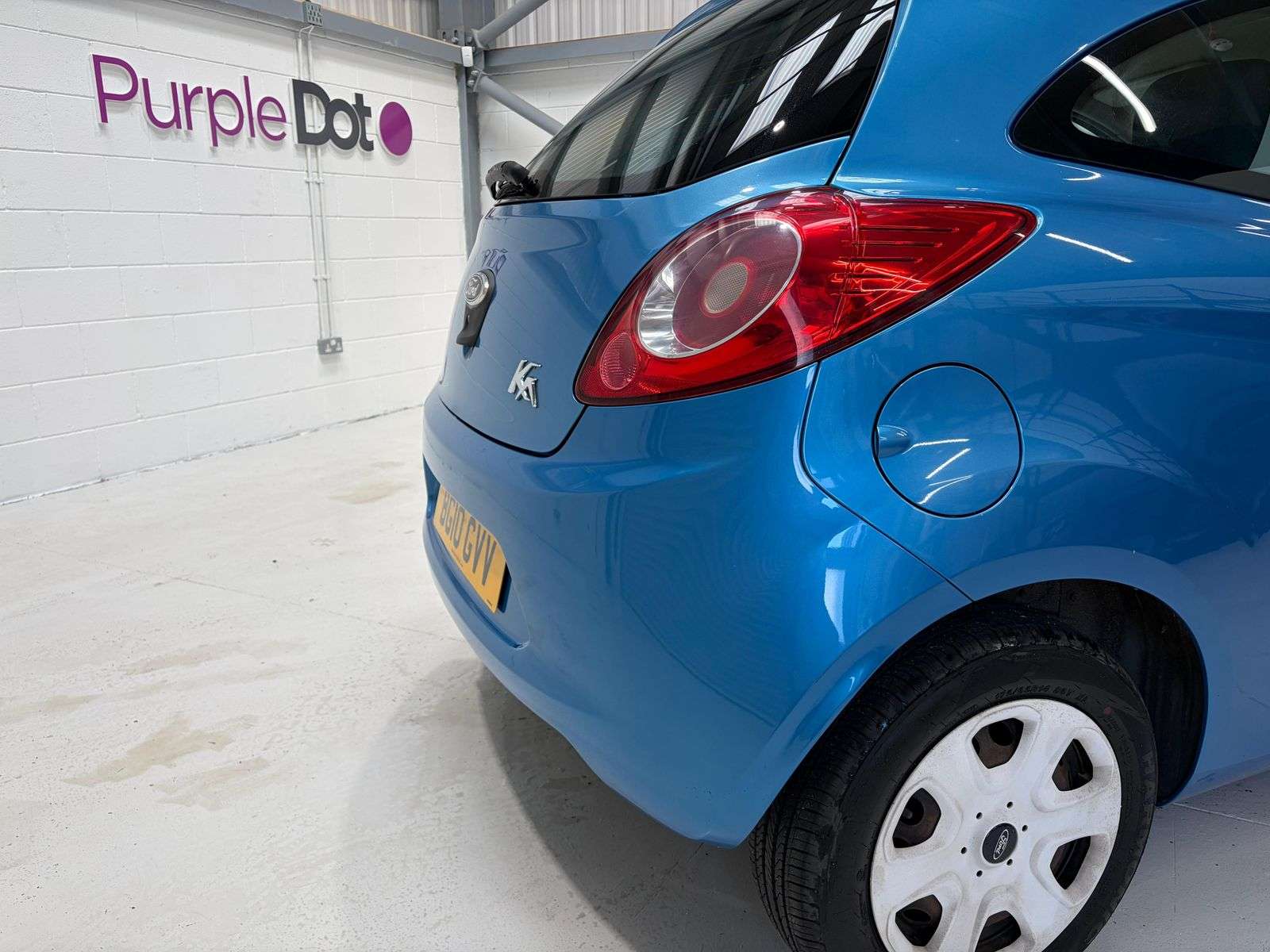 A 2010 FORD KA 1.2 Studio Hatchback 3dr Petrol Manual Euro 4 (69 ps) A 2010 FORD KA 1.2 Studio Hatchback 3dr Petrol Manual Euro 4 (69 ps)