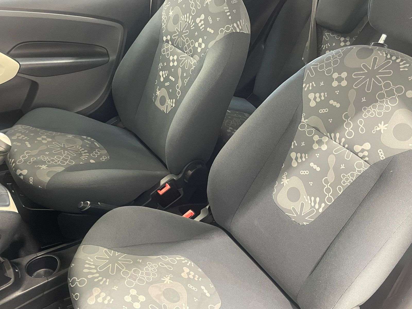 2012 FORD KA 2012 FORD KA