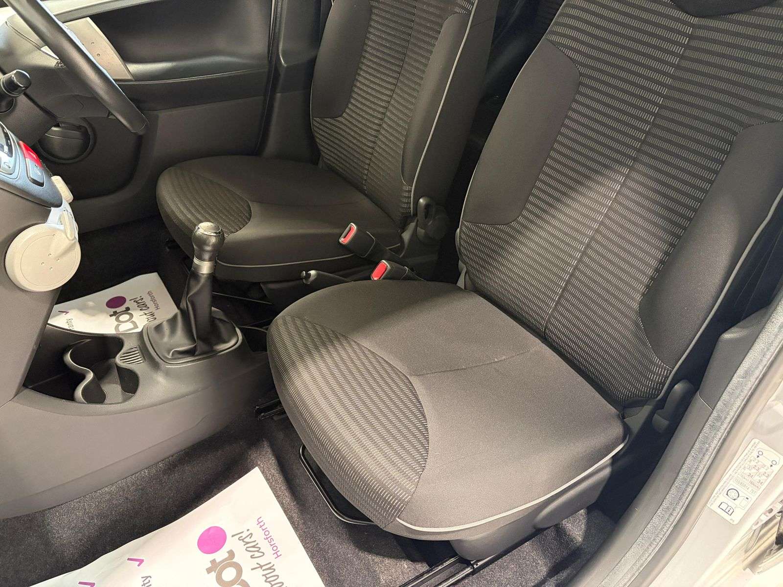 2012 PEUGEOT 107 2012 PEUGEOT 107