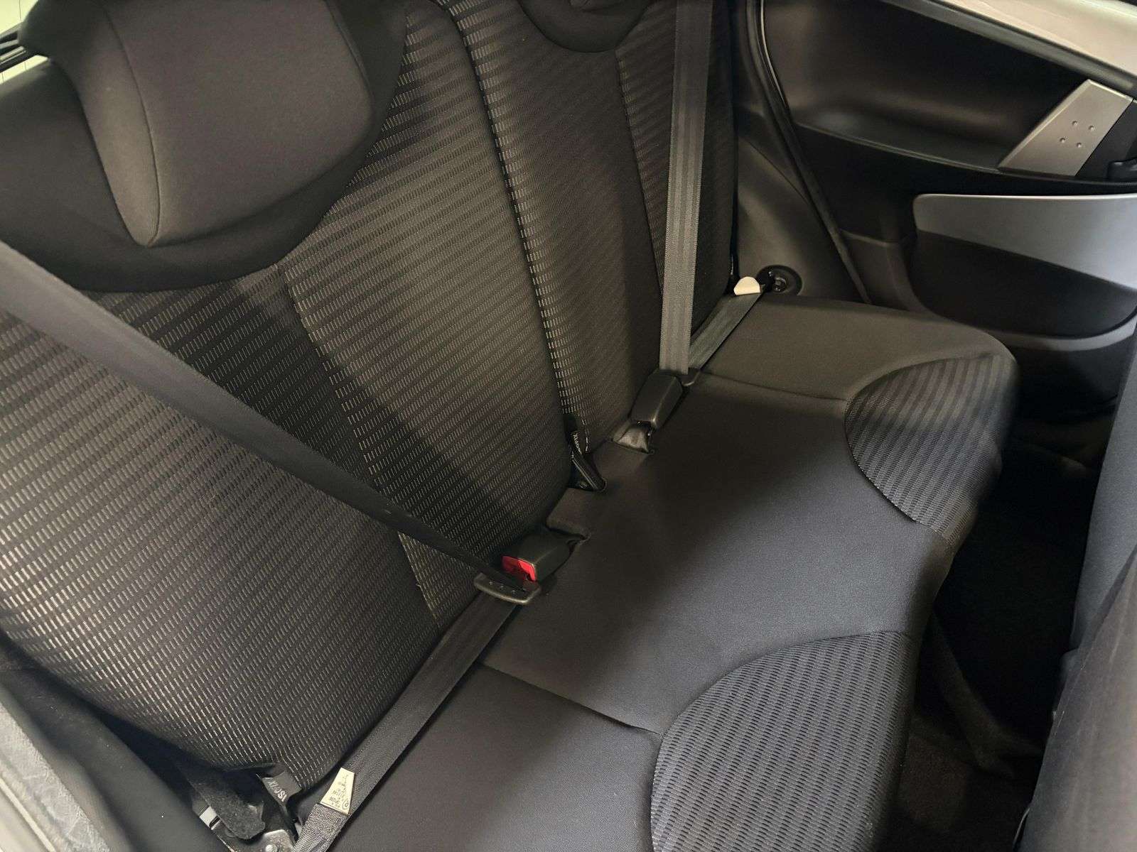 2012 PEUGEOT 107 2012 PEUGEOT 107