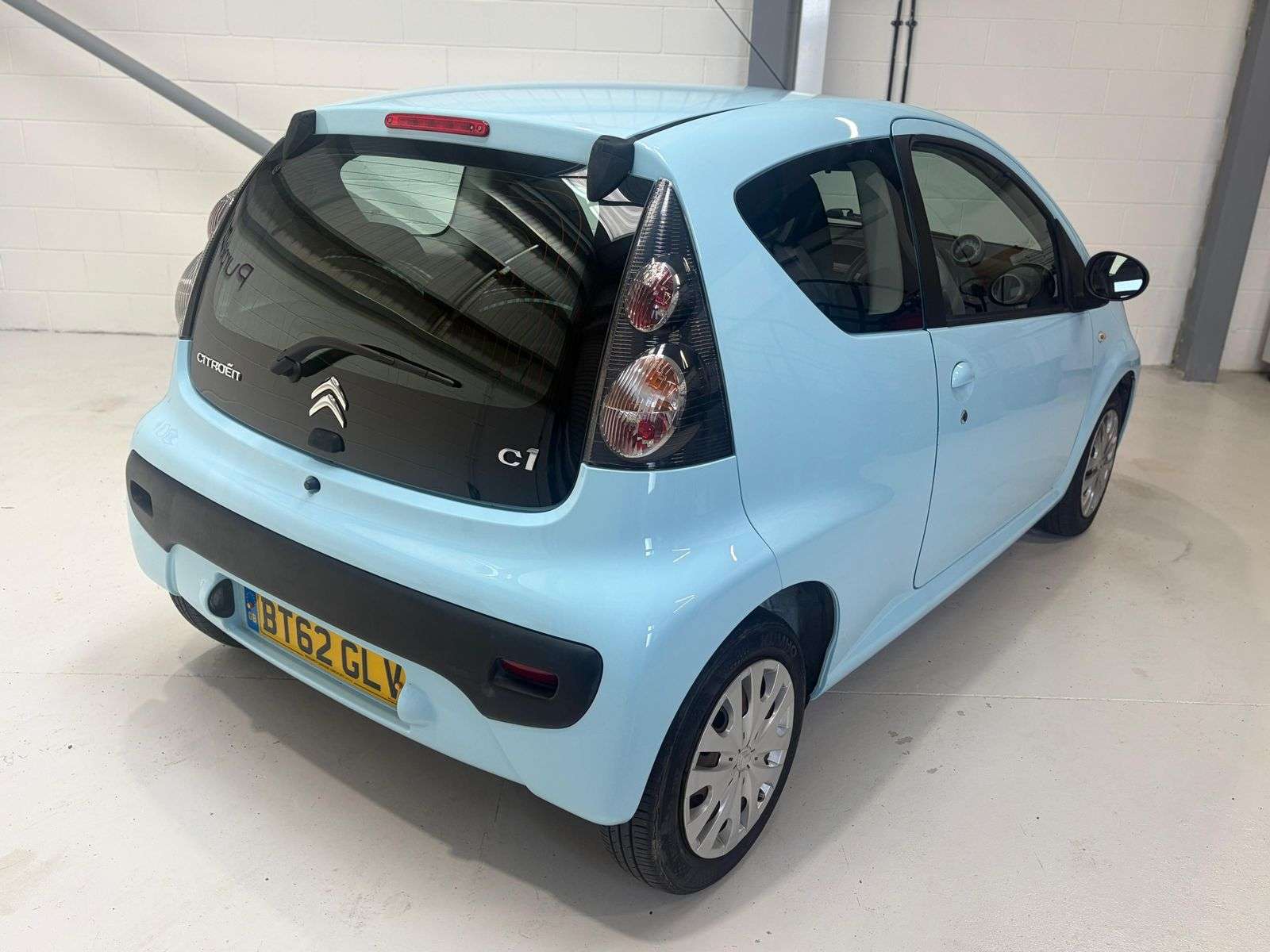 A 2013 CITROEN C1 1.0i VTR Hatchback 3dr Petrol Manual Euro 5 (68 ps) A 2013 CITROEN C1 1.0i VTR Hatchback 3dr Petrol Manual Euro 5 (68 ps)