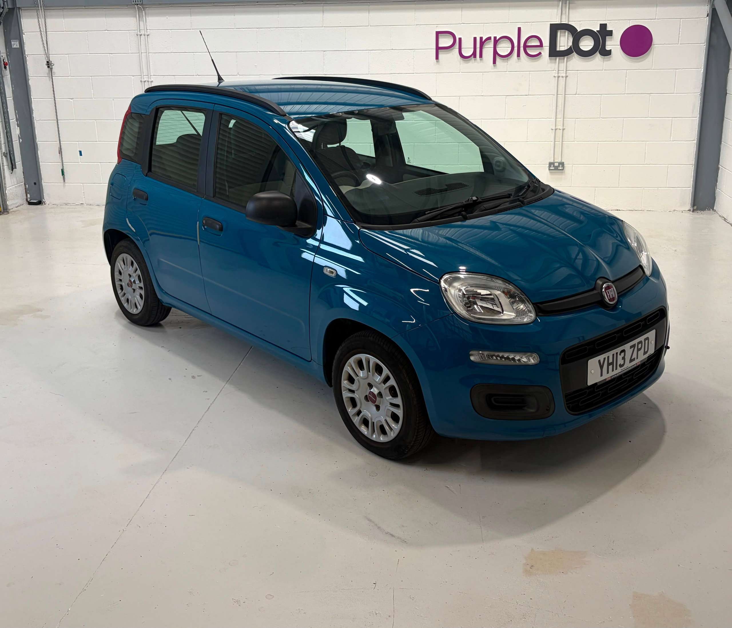 A 2013 FIAT PANDA 1.2 Easy Hatchback 5dr Petrol Manual Euro 5 (69 bhp) A 2013 FIAT PANDA 1.2 Easy Hatchback 5dr Petrol Manual Euro 5 (69 bhp)