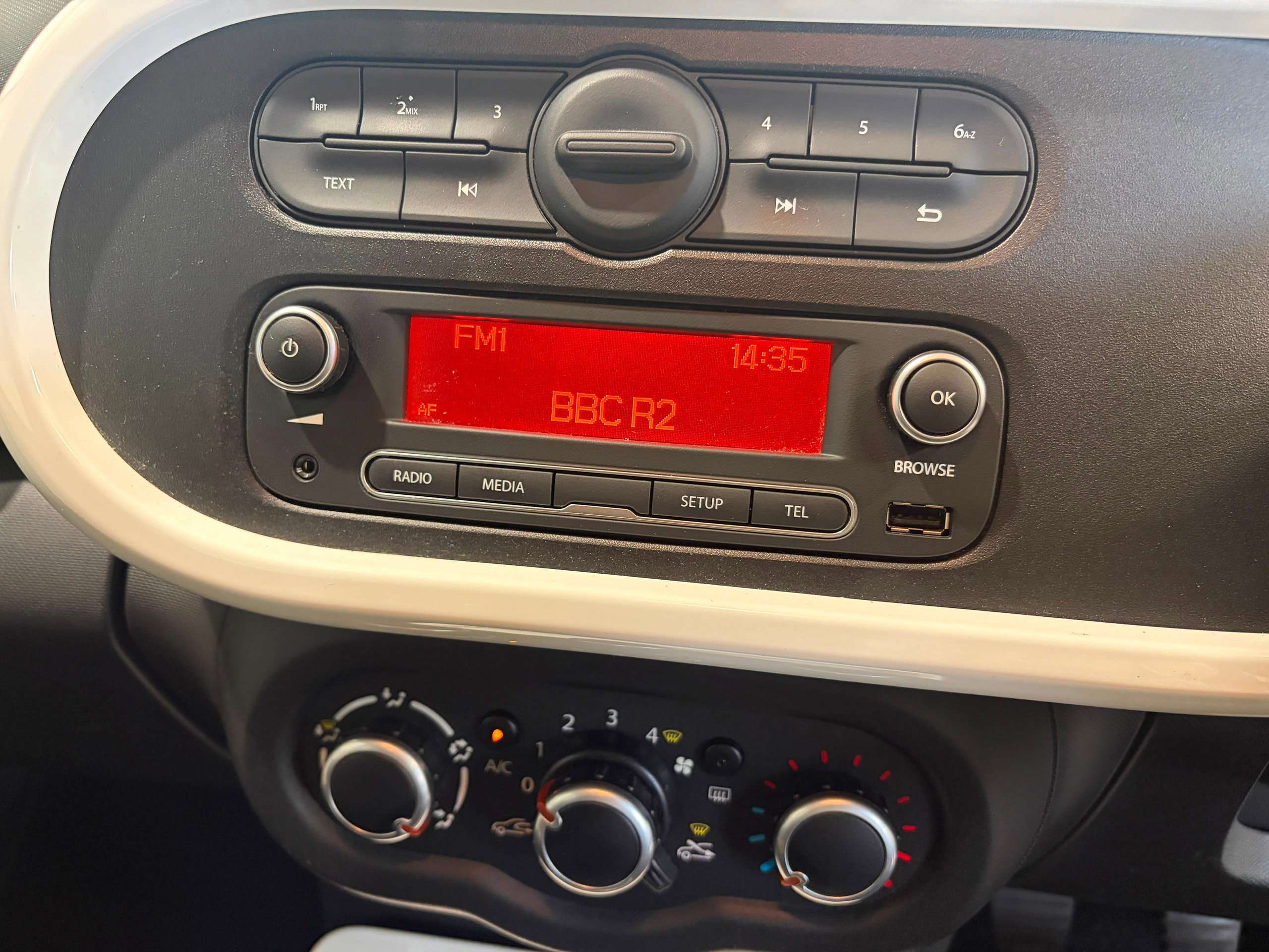 2015 RENAULT TWINGO 2015 RENAULT TWINGO