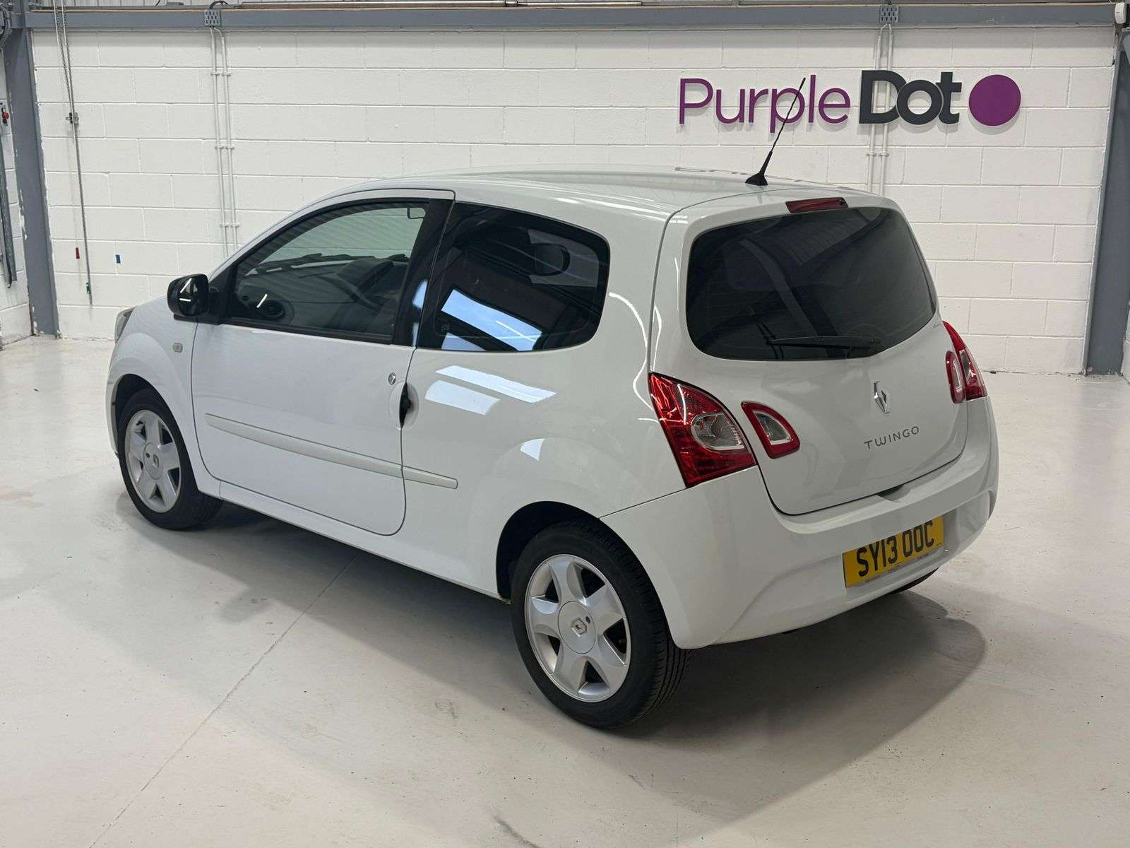 2013 RENAULT TWINGO 2013 RENAULT TWINGO