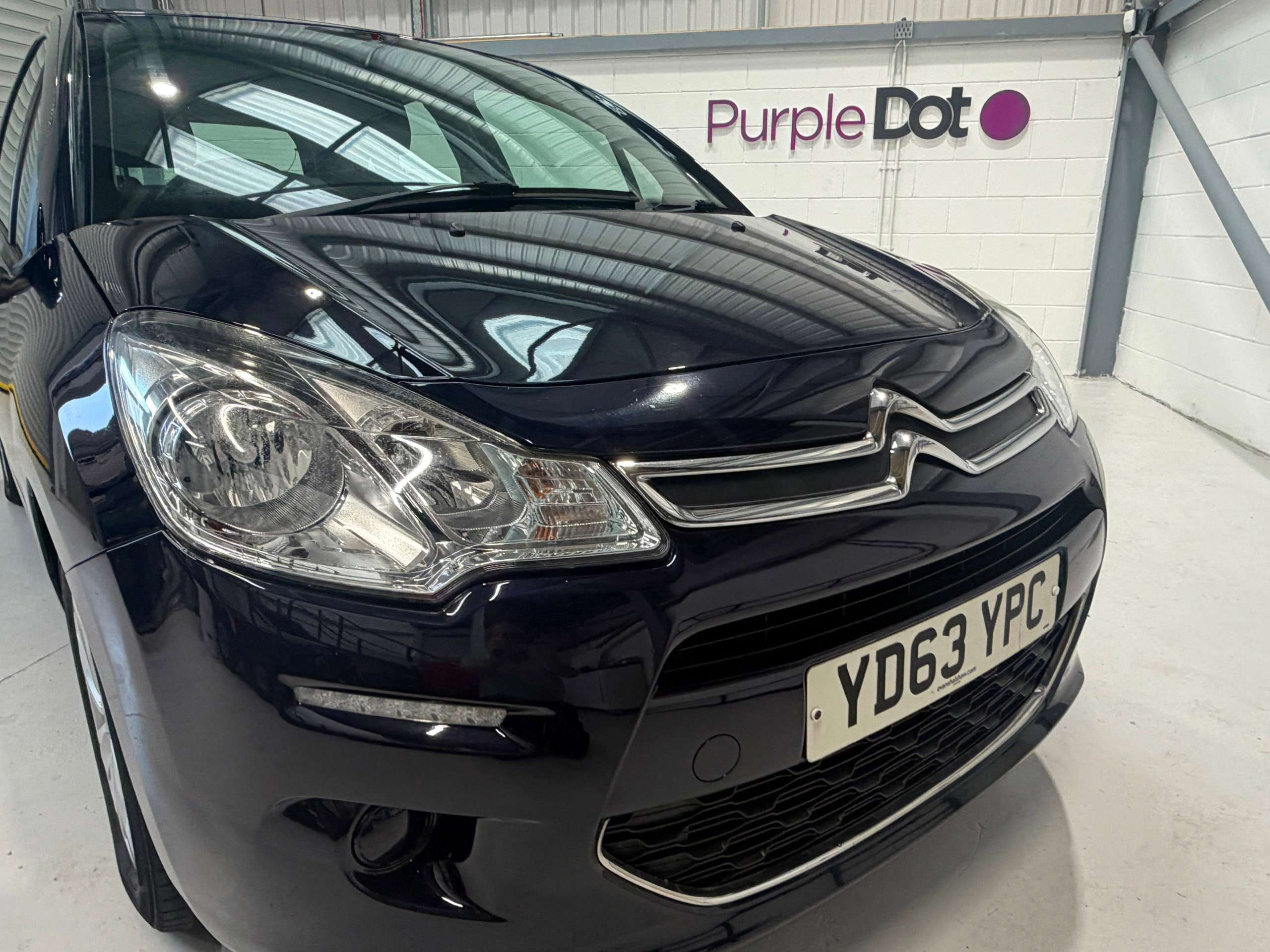 A 2013 CITROEN C3 1.2 VTi VTR+ Hatchback 5dr Petrol Manual Euro 5 (82 ps) A 2013 CITROEN C3 1.2 VTi VTR+ Hatchback 5dr Petrol Manual Euro 5 (82 ps)