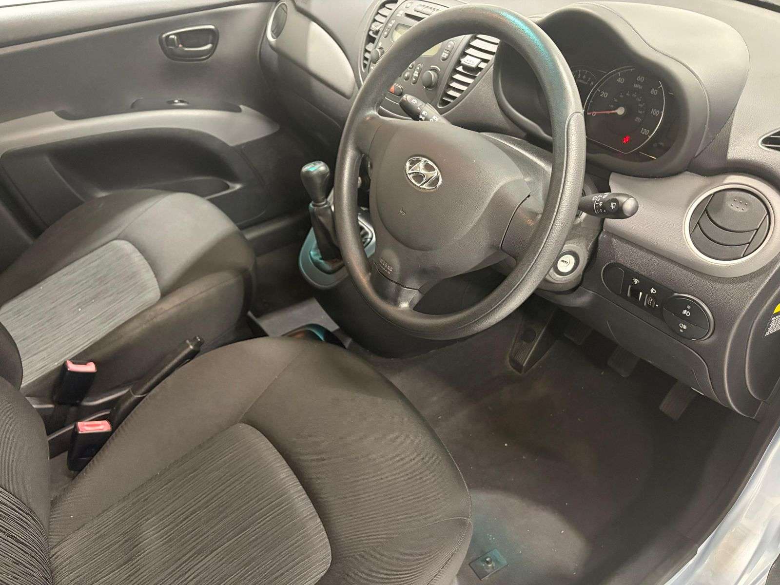 2011 HYUNDAI I10 2011 HYUNDAI I10