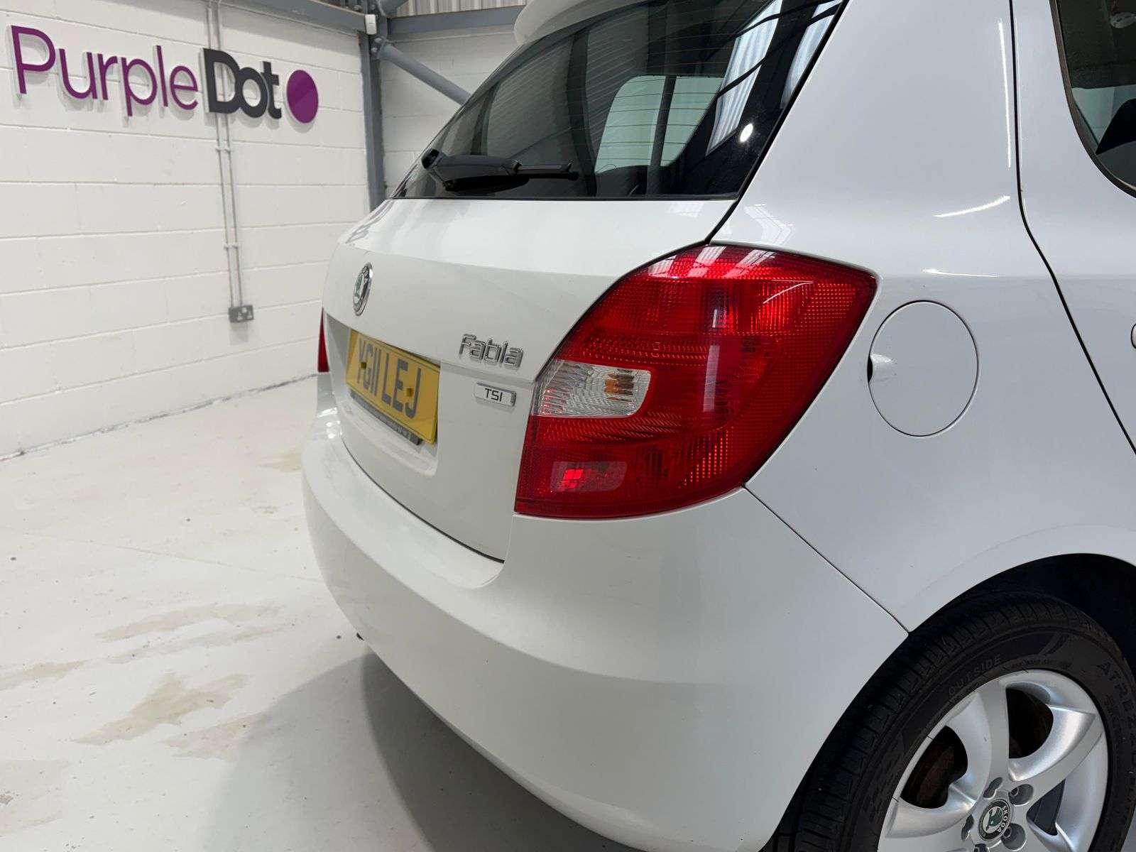 A 2011 SKODA FABIA 1.2 TSI SE Hatchback 5dr Petrol Manual Euro 5 (86 ps) A 2011 SKODA FABIA 1.2 TSI SE Hatchback 5dr Petrol Manual Euro 5 (86 ps)
