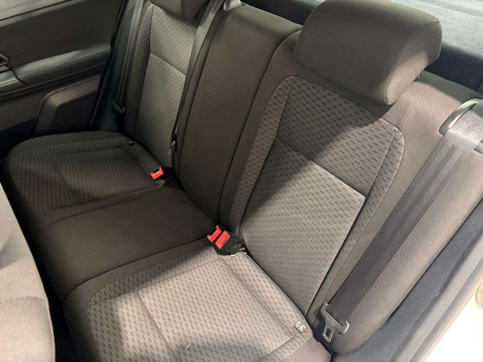 2011 SKODA FABIA 2011 SKODA FABIA