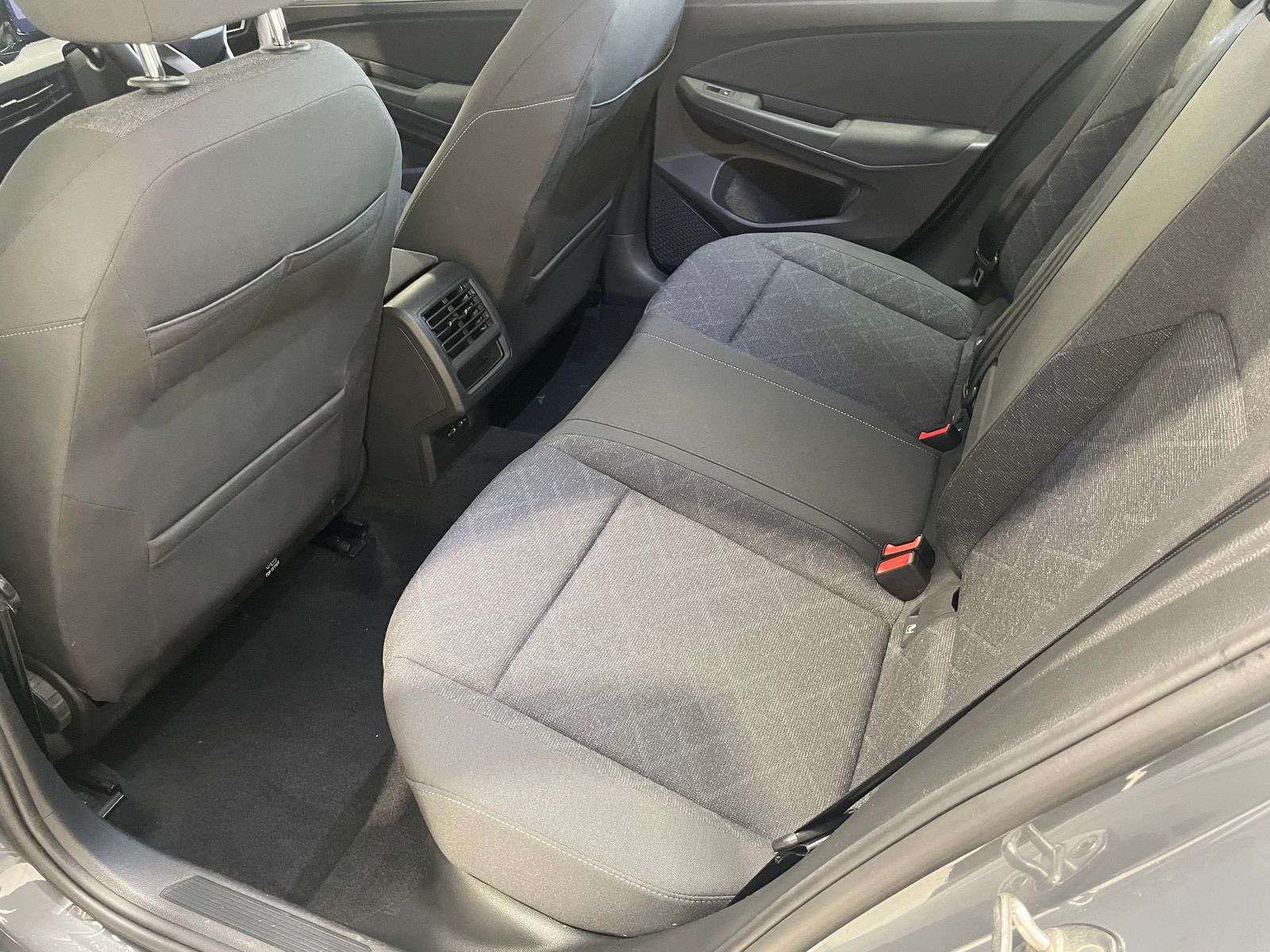 2022 VOLKSWAGEN GOLF 2022 VOLKSWAGEN GOLF