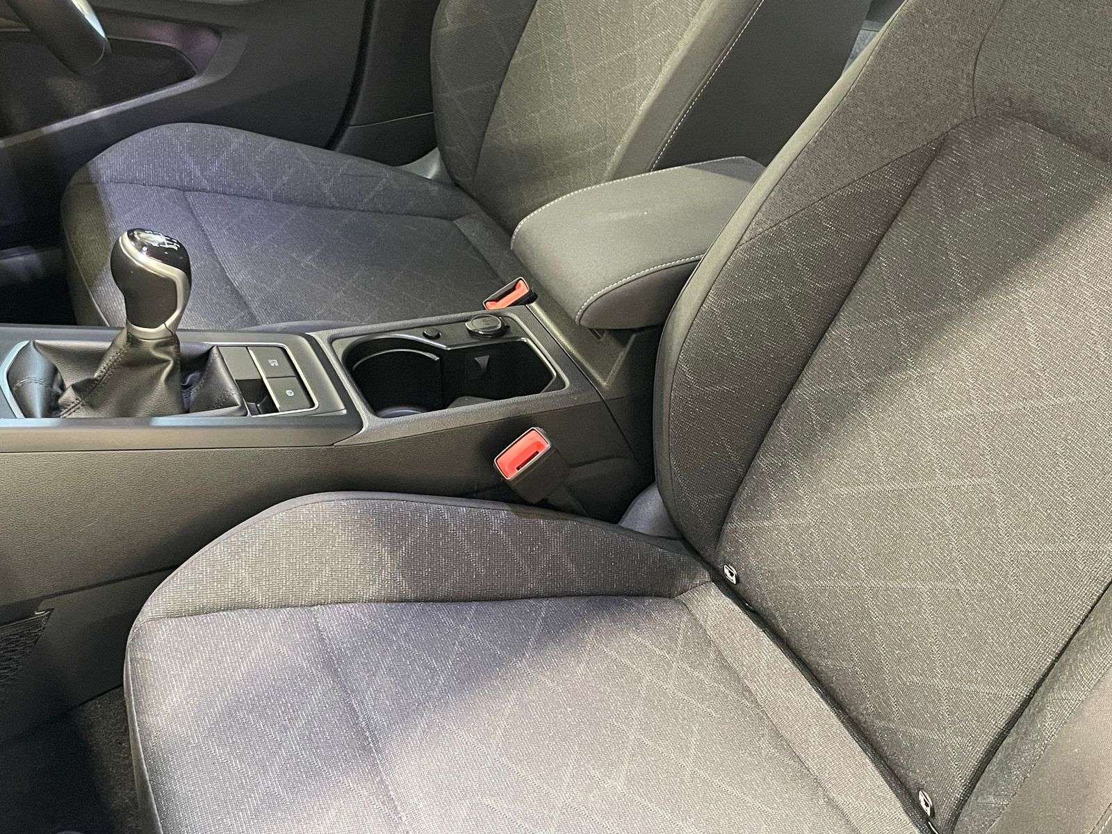 2022 VOLKSWAGEN GOLF 2022 VOLKSWAGEN GOLF