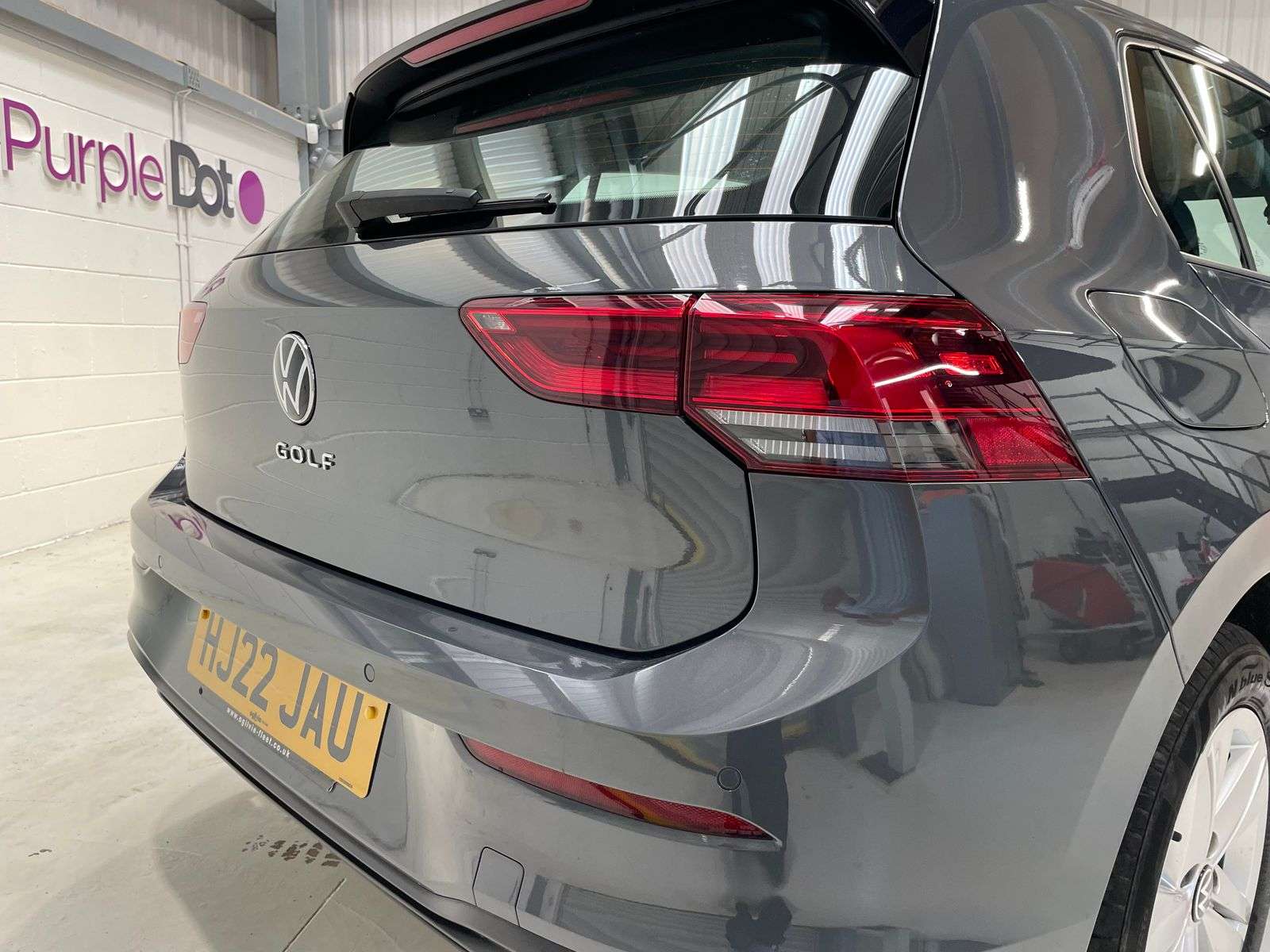 A 2022 VOLKSWAGEN GOLF 2.0L Life TDI Hatchback 5dr Diesel Manual Euro 6 (113 bhp) A 2022 VOLKSWAGEN GOLF 2.0L Life TDI Hatchback 5dr Diesel Manual Euro 6 (113 bhp)