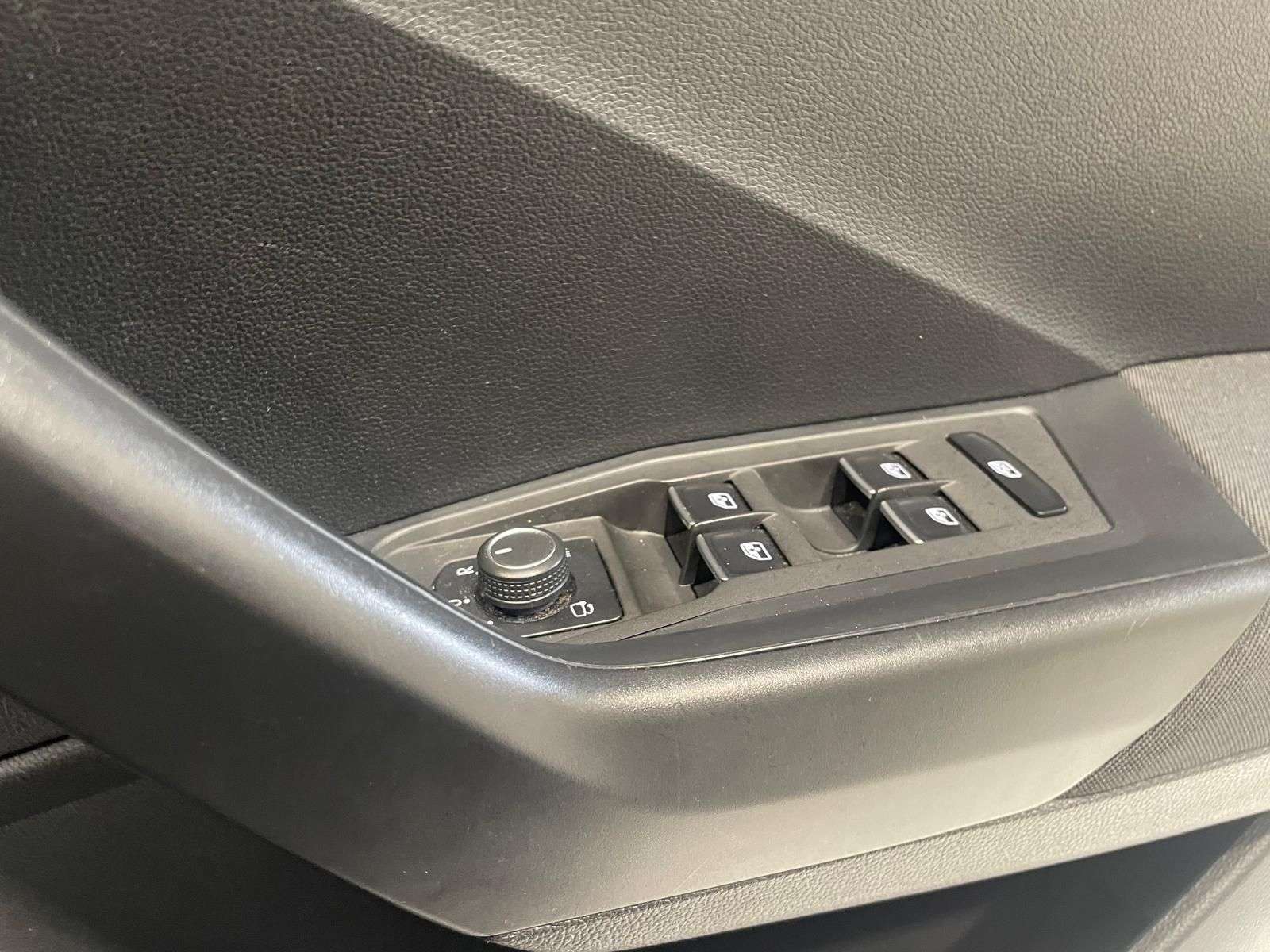 2019 VOLKSWAGEN T-ROC 2019 VOLKSWAGEN T-ROC