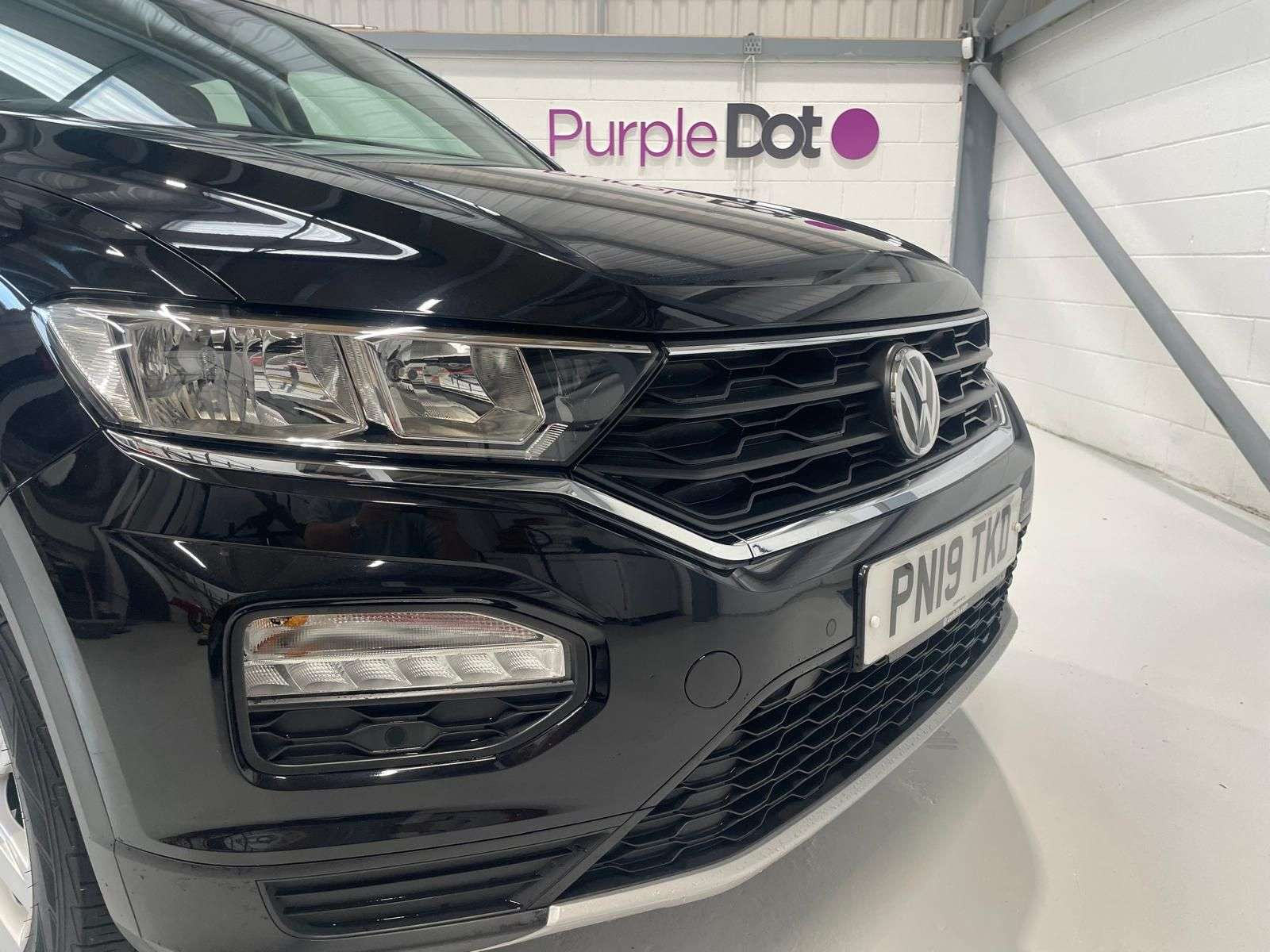 A 2019 VOLKSWAGEN T-ROC 1.5L SE TSi Evo SUV 5dr Petrol Manual Euro 6 (148 bhp) A 2019 VOLKSWAGEN T-ROC 1.5L SE TSi Evo SUV 5dr Petrol Manual Euro 6 (148 bhp)