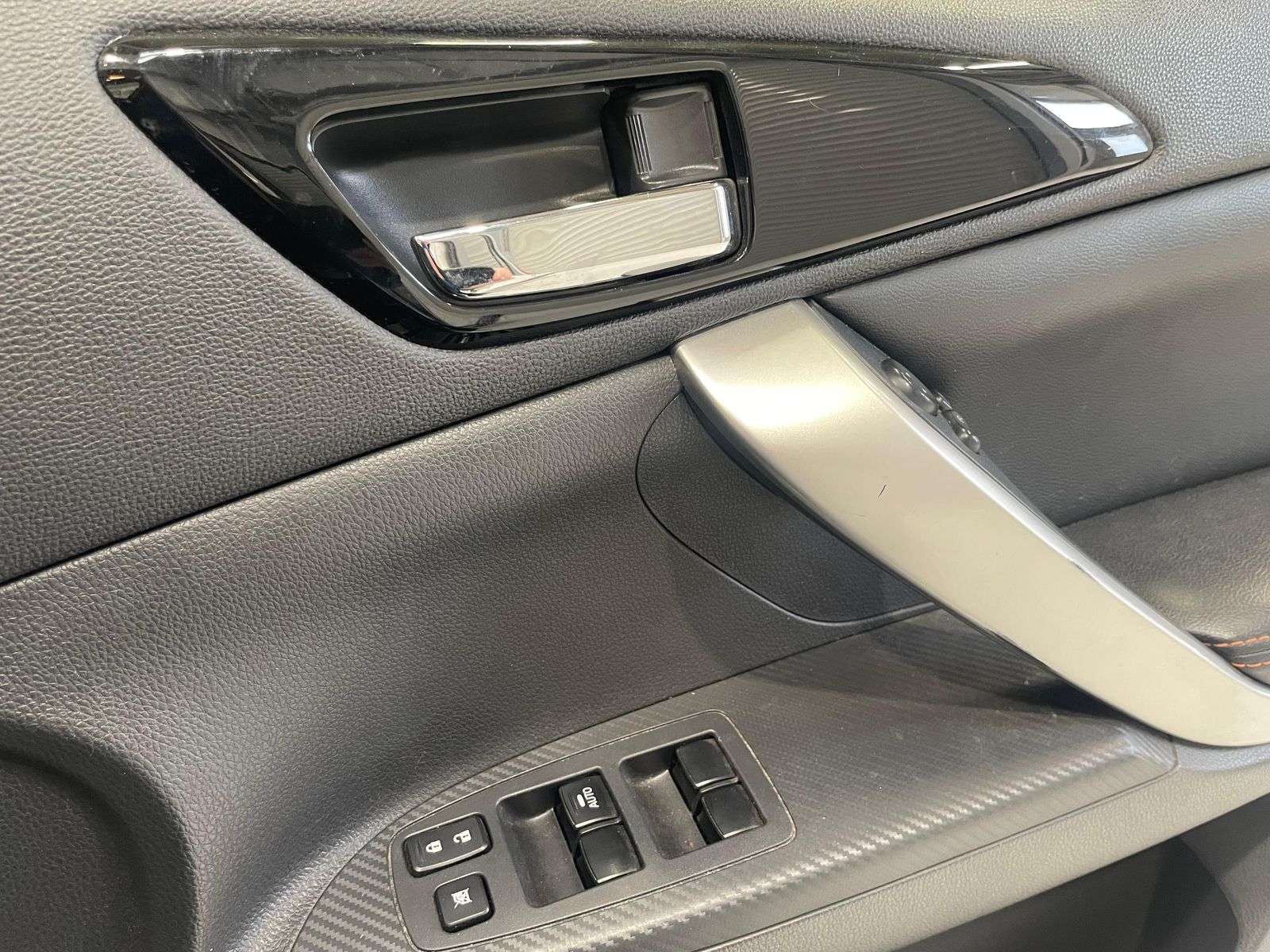 2018 MITSUBISHI ECLIPSE CROSS 2018 MITSUBISHI ECLIPSE CROSS