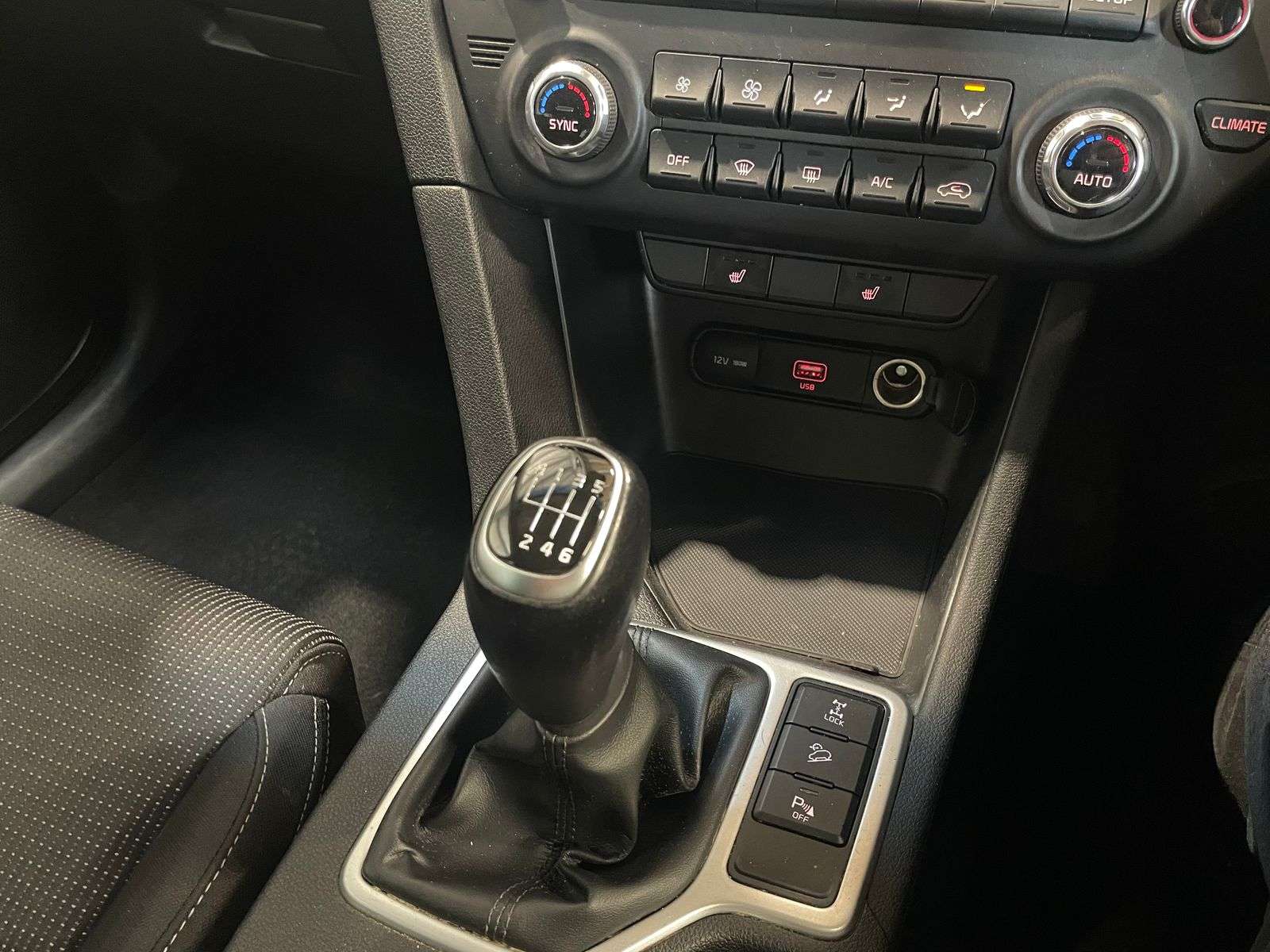 2021 KIA SPORTAGE 2021 KIA SPORTAGE