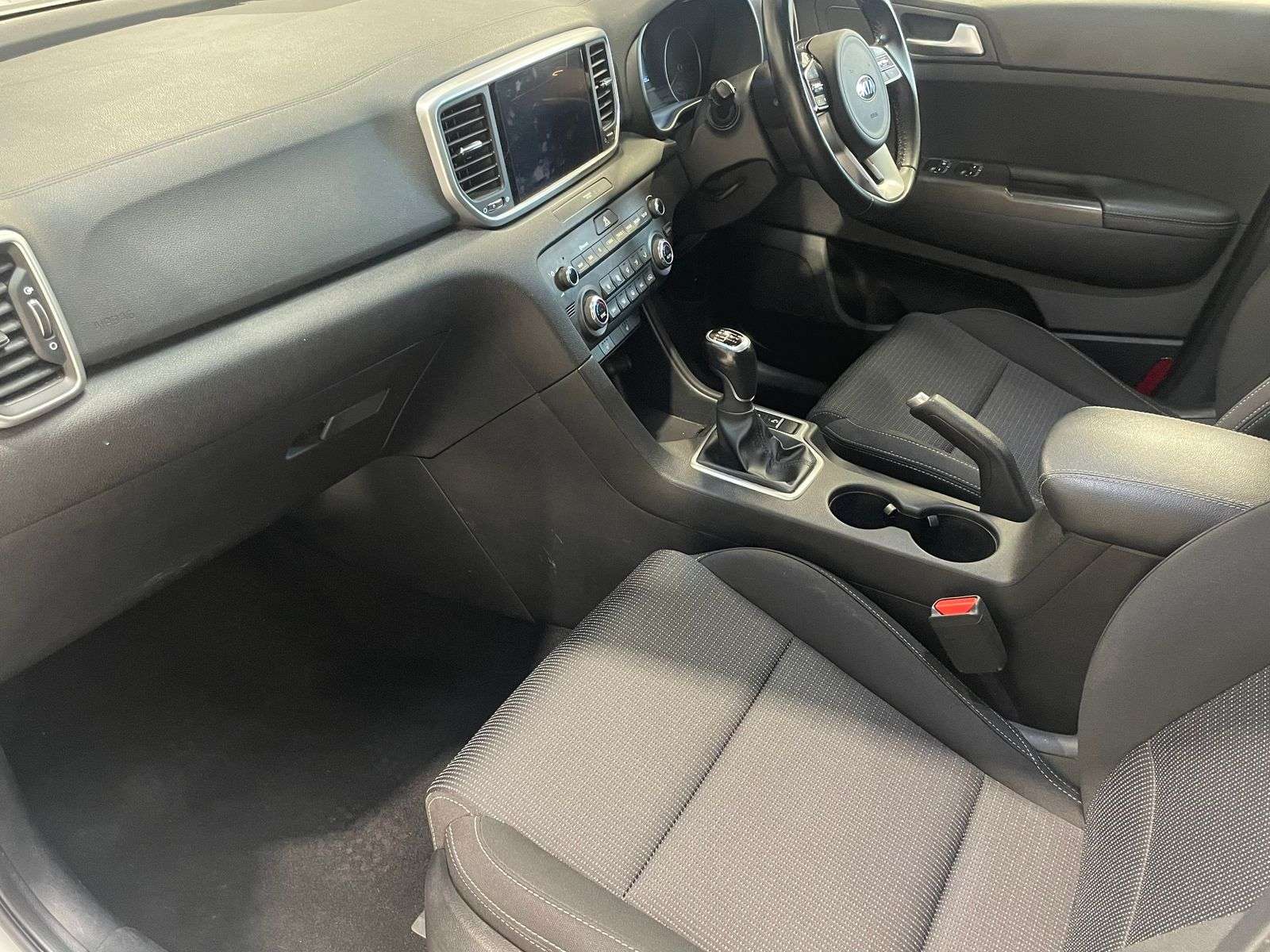 2021 KIA SPORTAGE 2021 KIA SPORTAGE