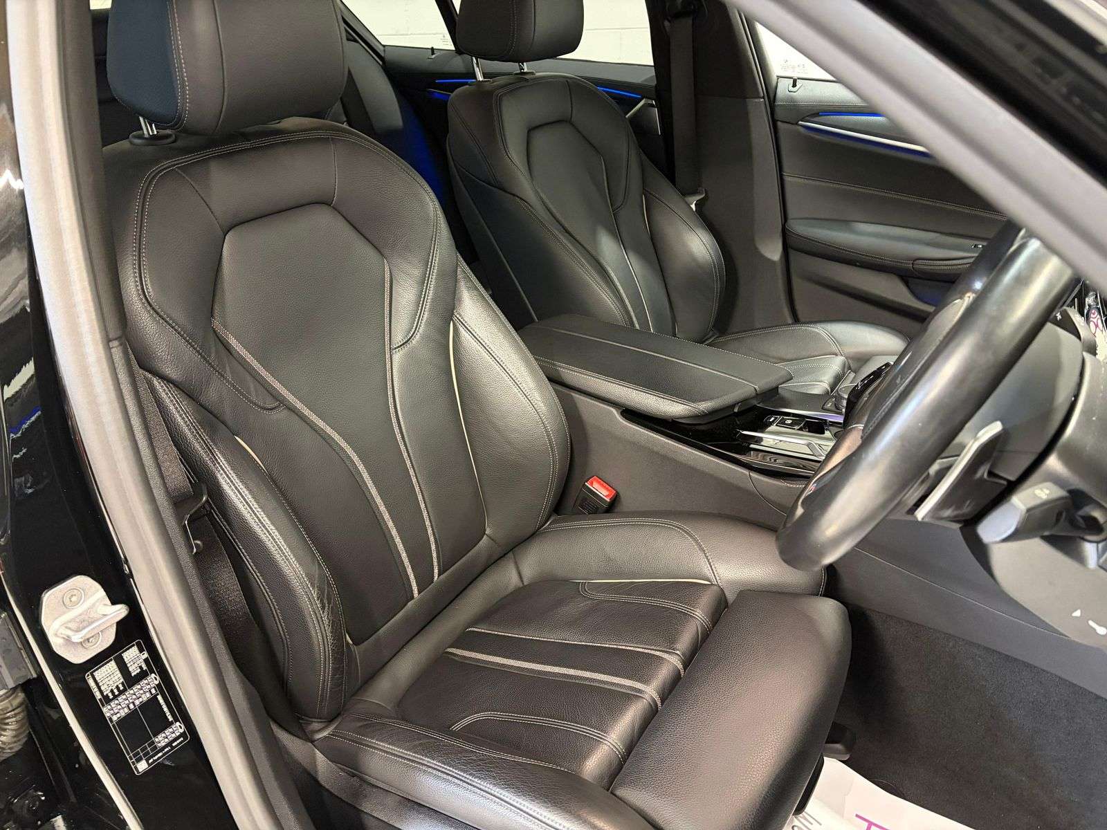 2020 BMW 5 SERIES 2020 BMW 5 SERIES