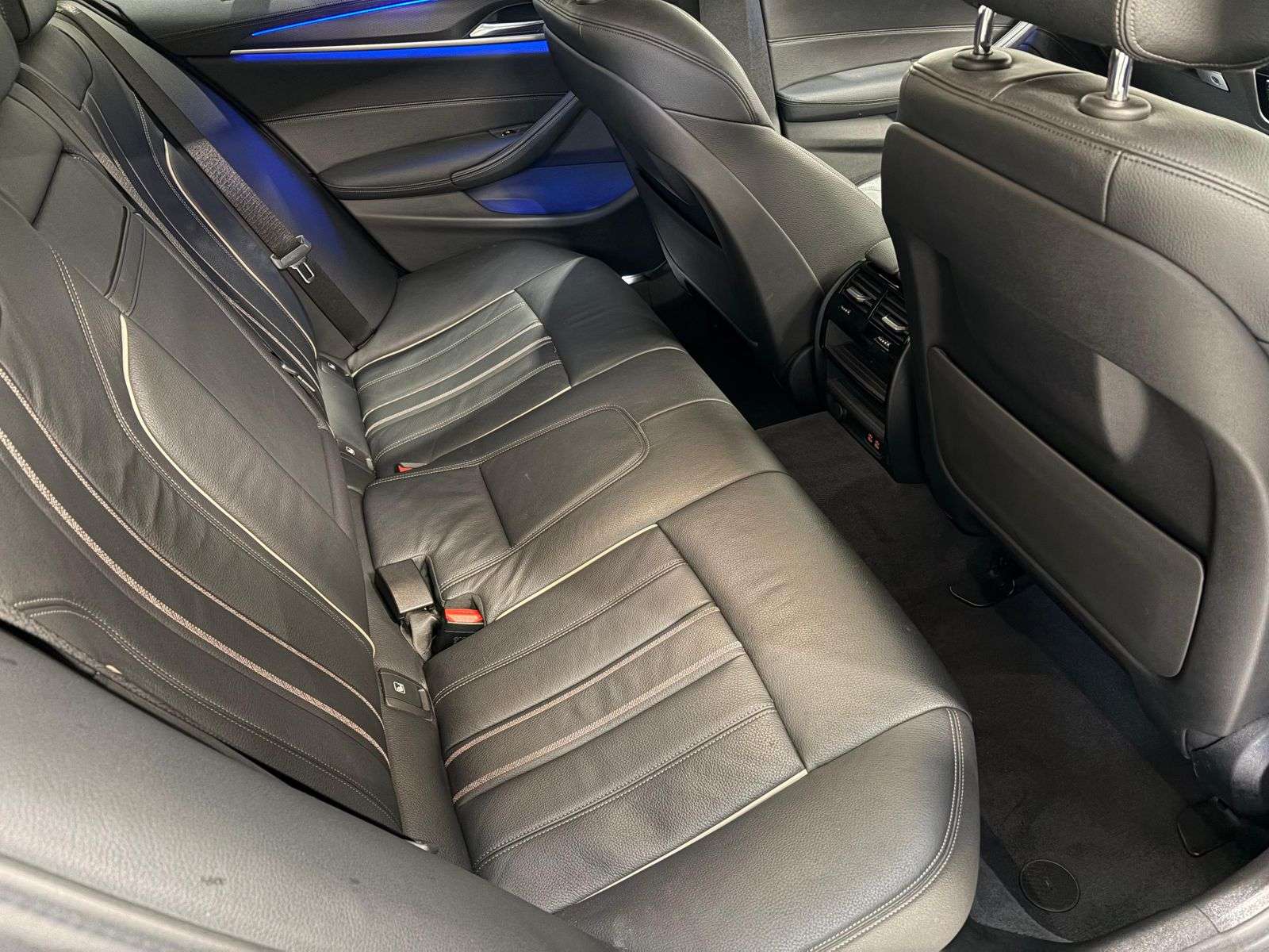 2020 BMW 5 SERIES 2020 BMW 5 SERIES