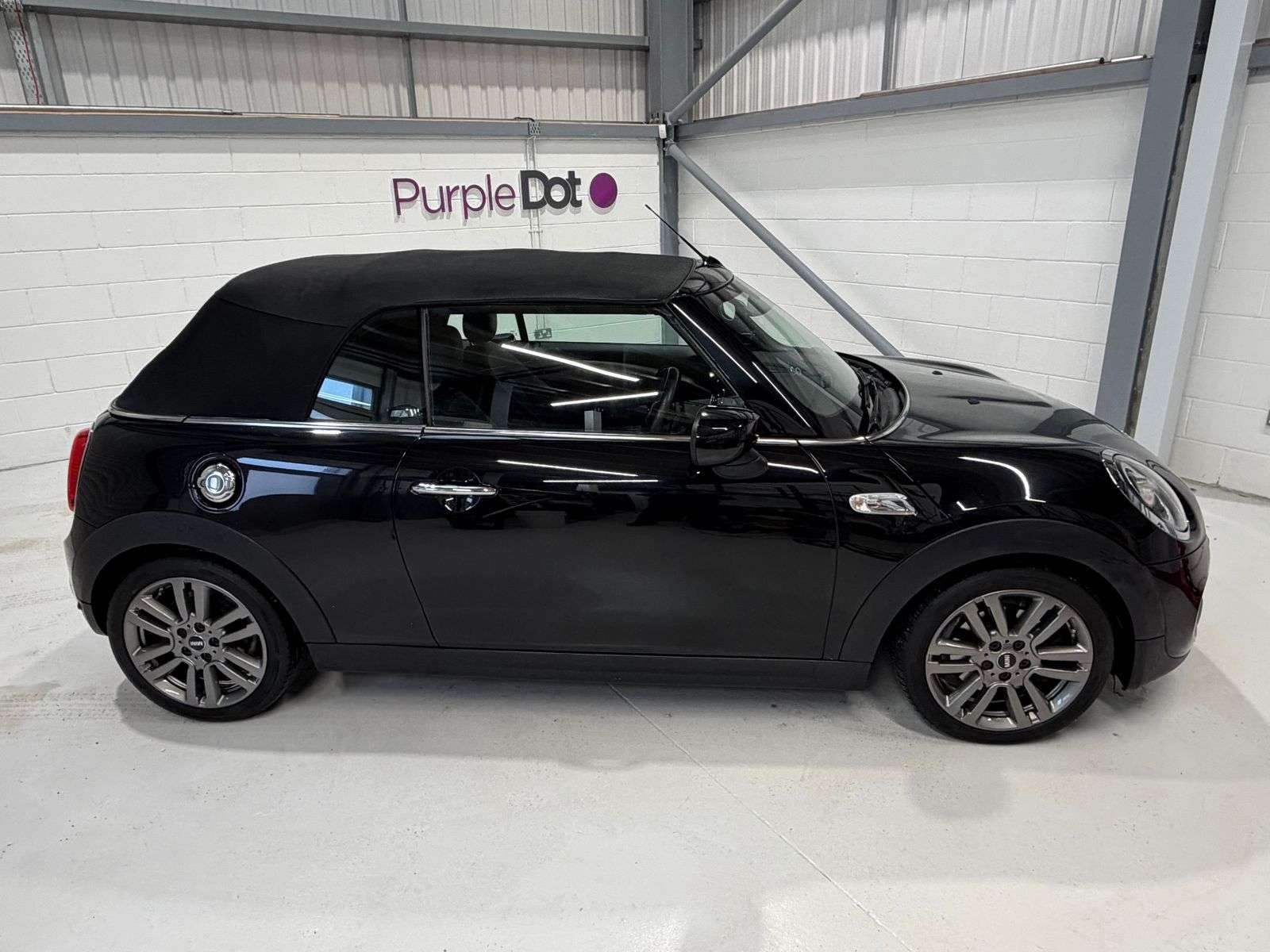 2019 MINI CONVERTIBLE 2019 MINI CONVERTIBLE