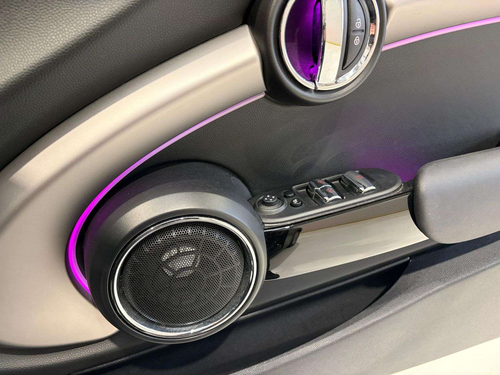 2019 MINI CONVERTIBLE 2019 MINI CONVERTIBLE