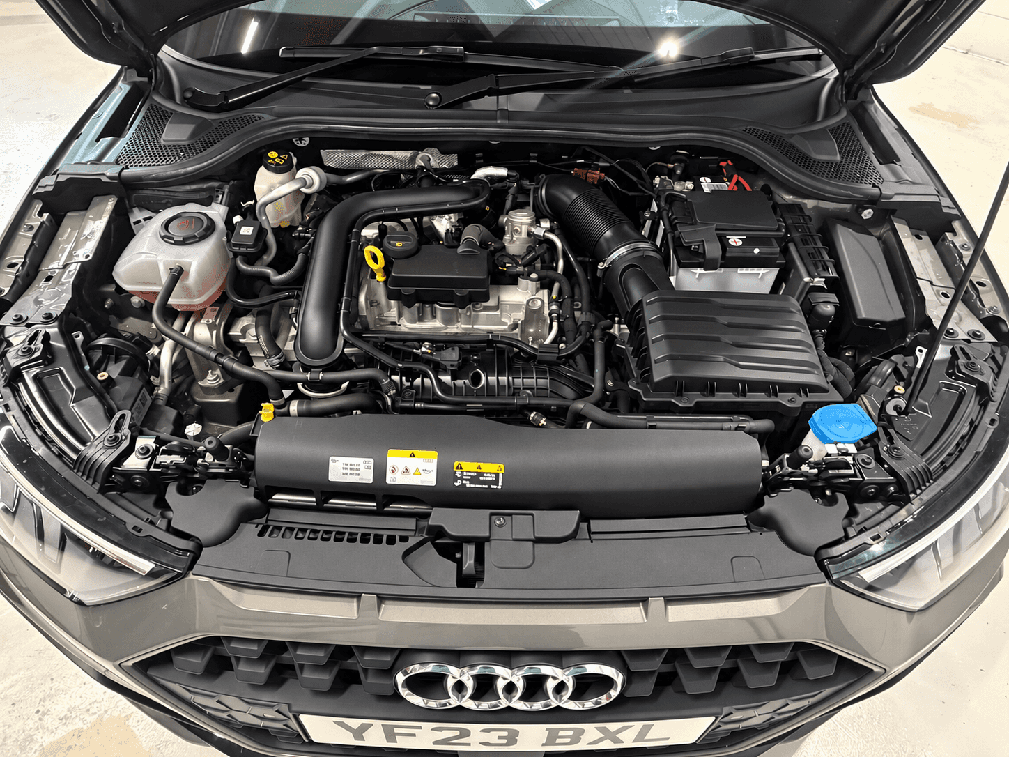 2023 AUDI A1 2023 AUDI A1