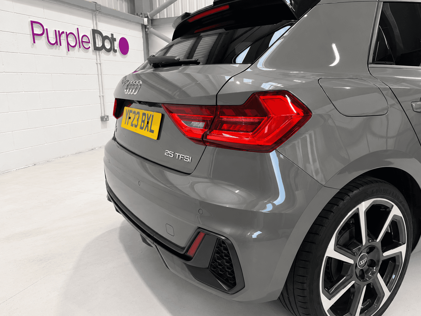 A 2023 AUDI A1 1.0 TFSI 25 Black Edition Sportback 5dr Petrol S Tronic Euro 6 (s/s) (95 ps) A 2023 AUDI A1 1.0 TFSI 25 Black Edition Sportback 5dr Petrol S Tronic Euro 6 (s/s) (95 ps)