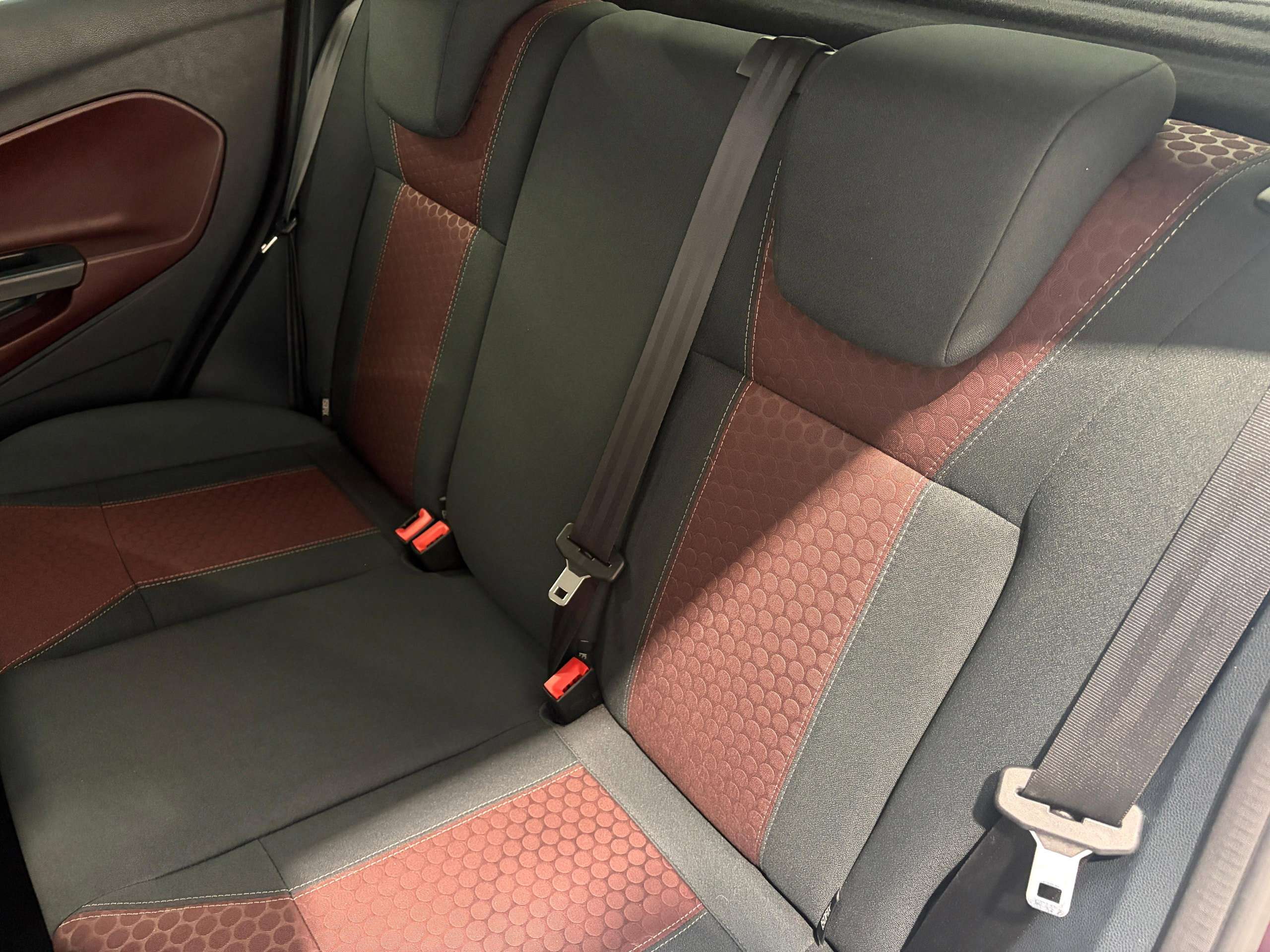 2010 FORD FIESTA 2010 FORD FIESTA