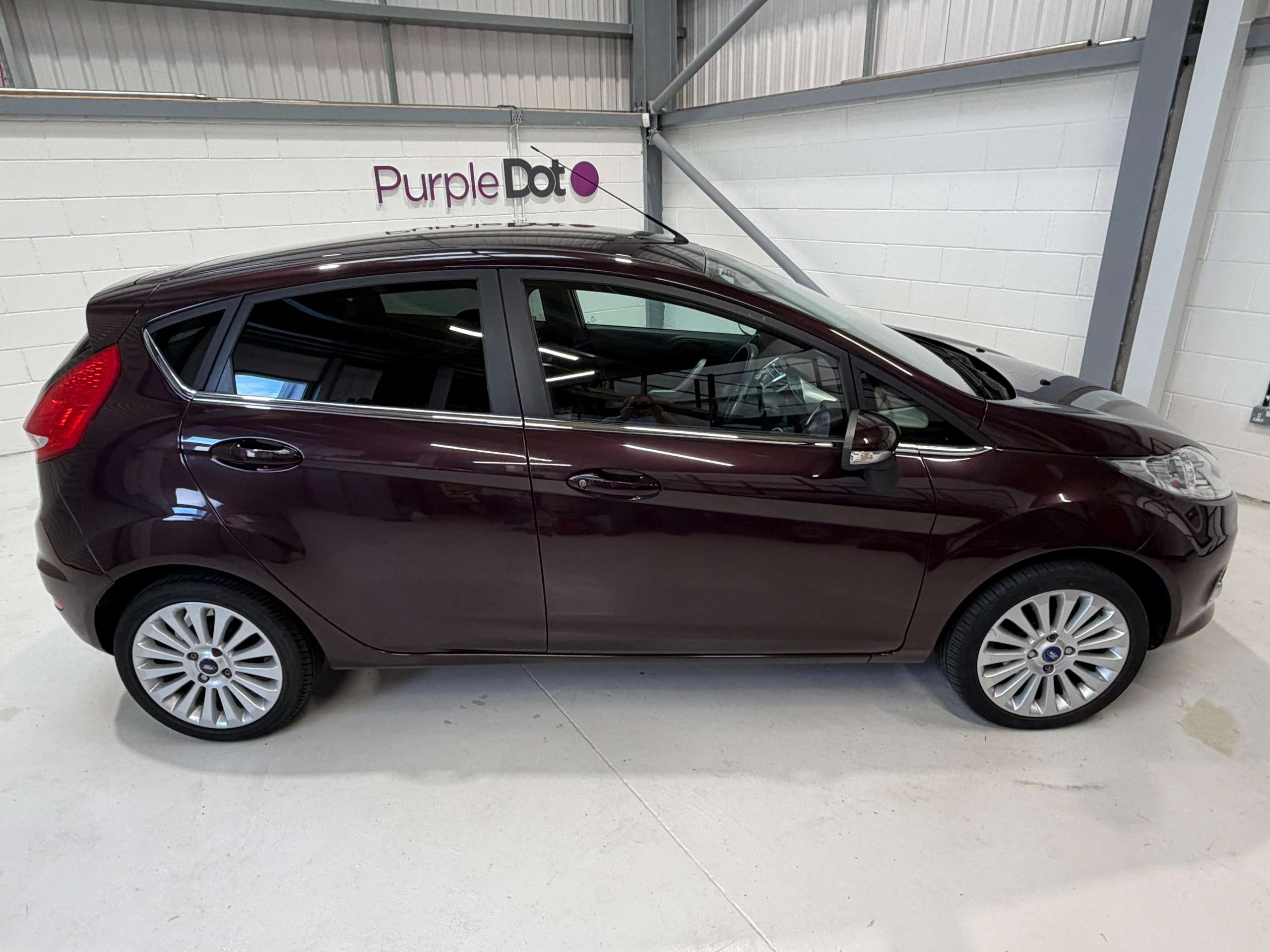 2010 FORD FIESTA 2010 FORD FIESTA