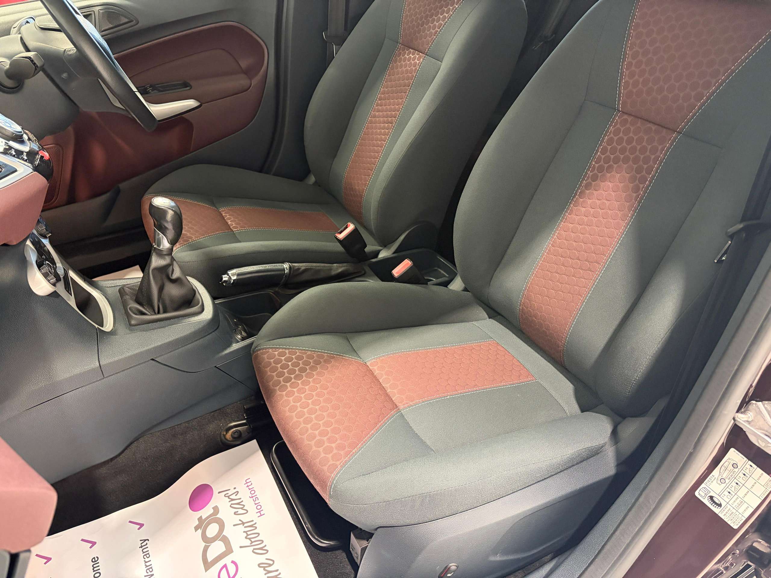 2010 FORD FIESTA 2010 FORD FIESTA