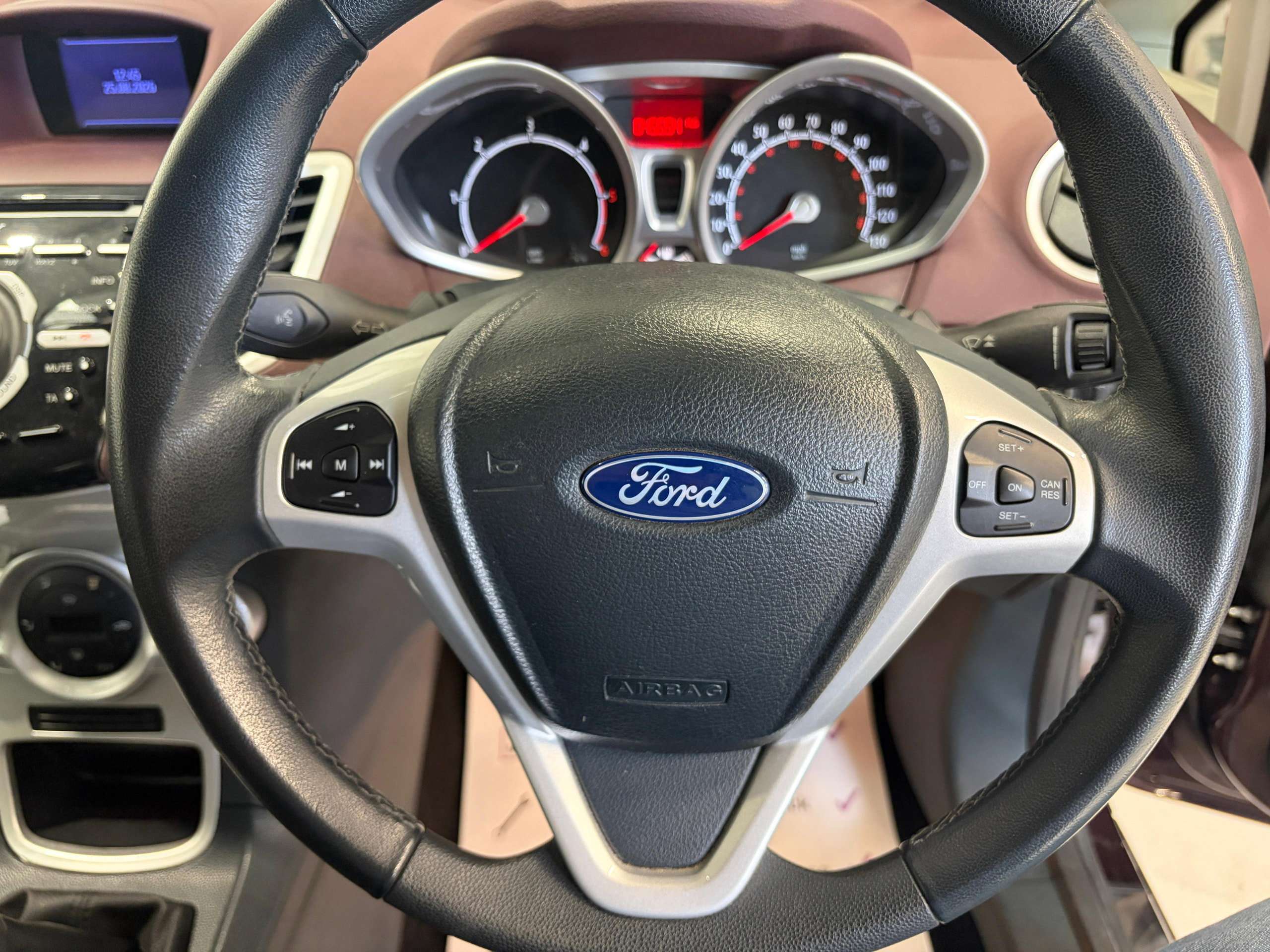 2010 FORD FIESTA 2010 FORD FIESTA
