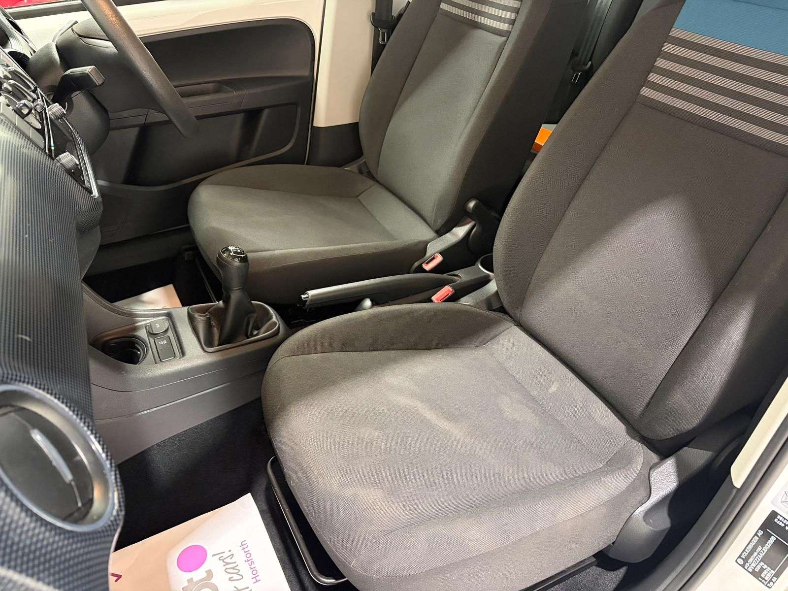 2017 VOLKSWAGEN UP! 2017 VOLKSWAGEN UP!