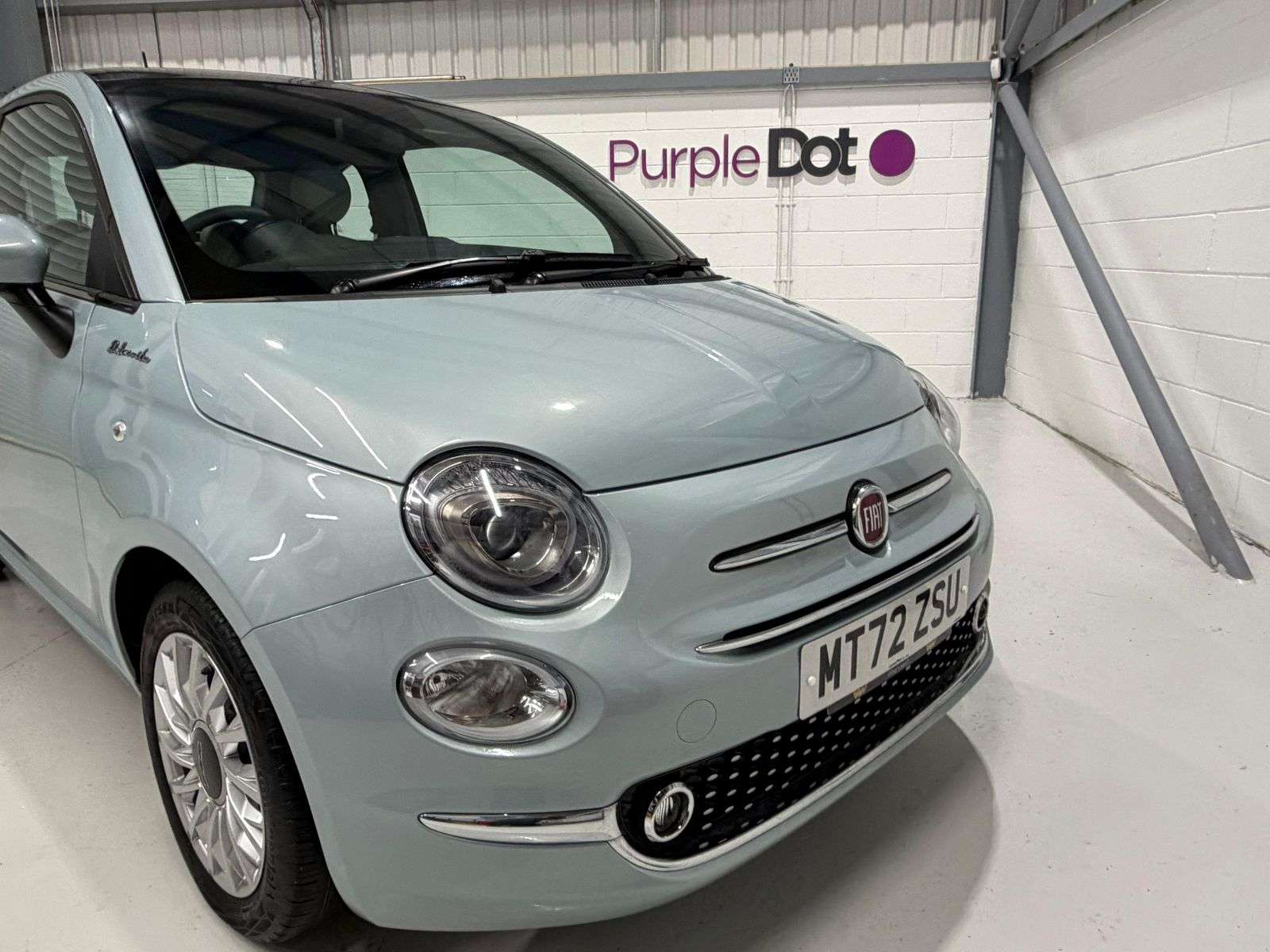 A 2022 FIAT 500 1.0 MHEV Dolcevita Hatchback 3dr Petrol Manual Euro 6 (s/s) (70 bhp) A 2022 FIAT 500 1.0 MHEV Dolcevita Hatchback 3dr Petrol Manual Euro 6 (s/s) (70 bhp)