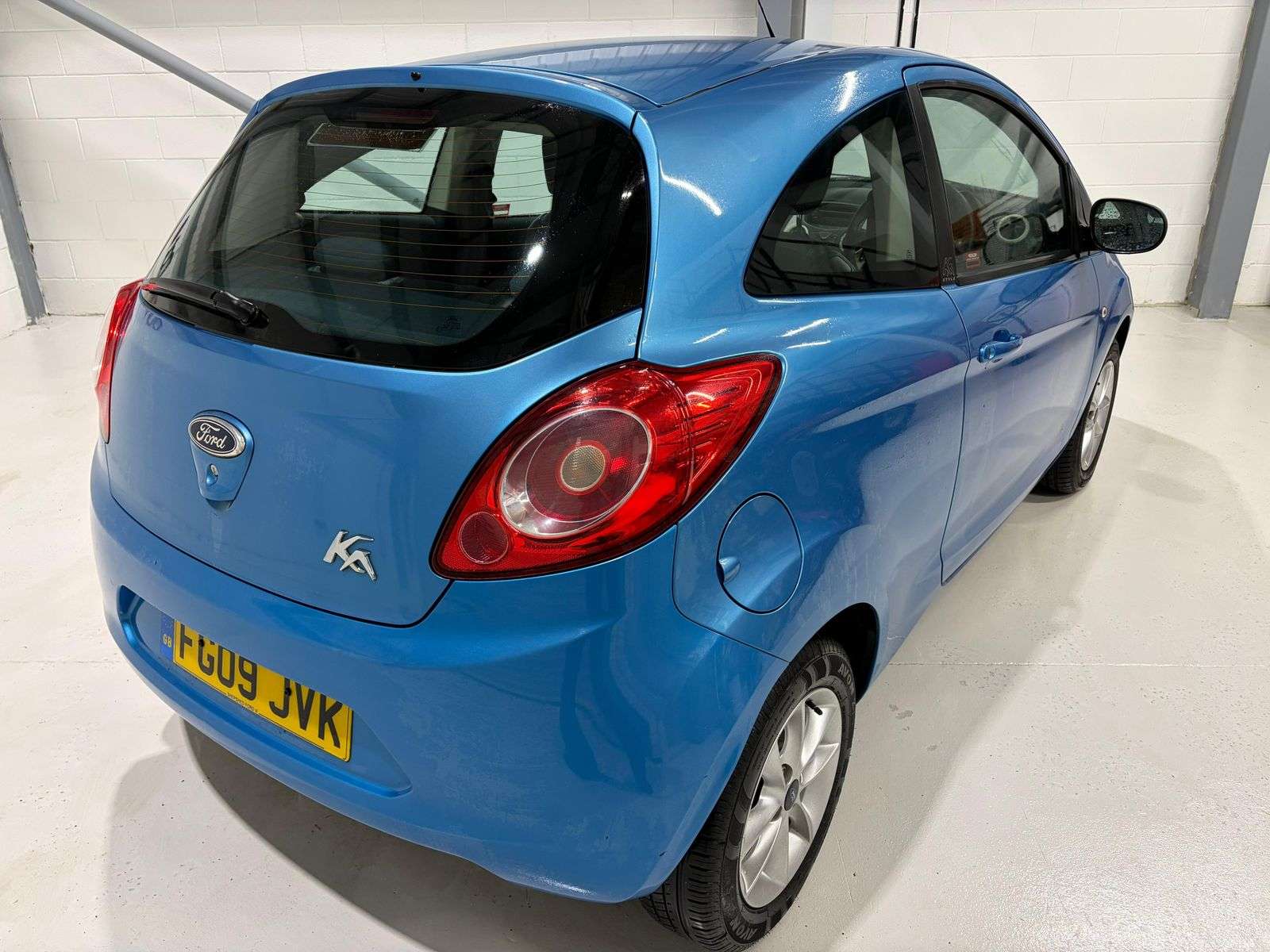 A 2009 FORD KA 1.2 Style Hatchback 3dr Petrol Manual Euro 4 (69 ps) A 2009 FORD KA 1.2 Style Hatchback 3dr Petrol Manual Euro 4 (69 ps)