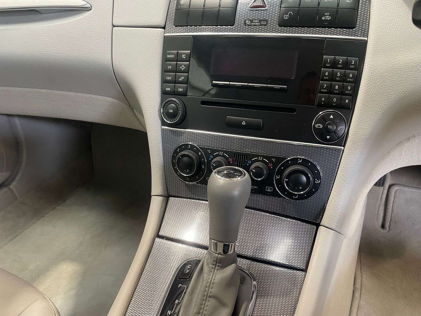 2004 MERCEDES CLK 2004 MERCEDES CLK