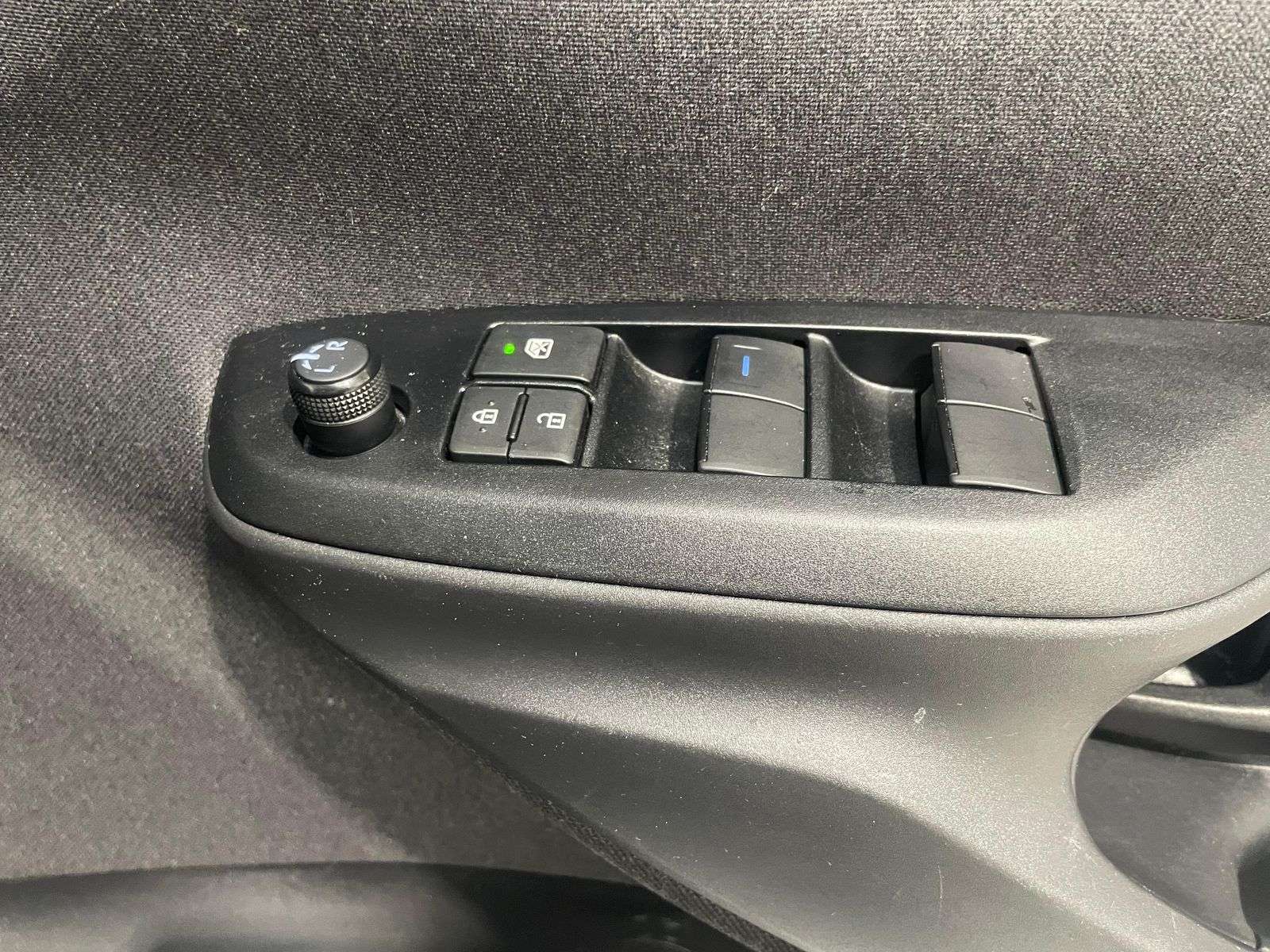 2023 TOYOTA YARIS 2023 TOYOTA YARIS