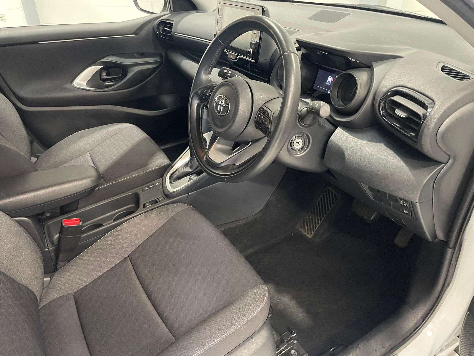 2023 TOYOTA YARIS 2023 TOYOTA YARIS