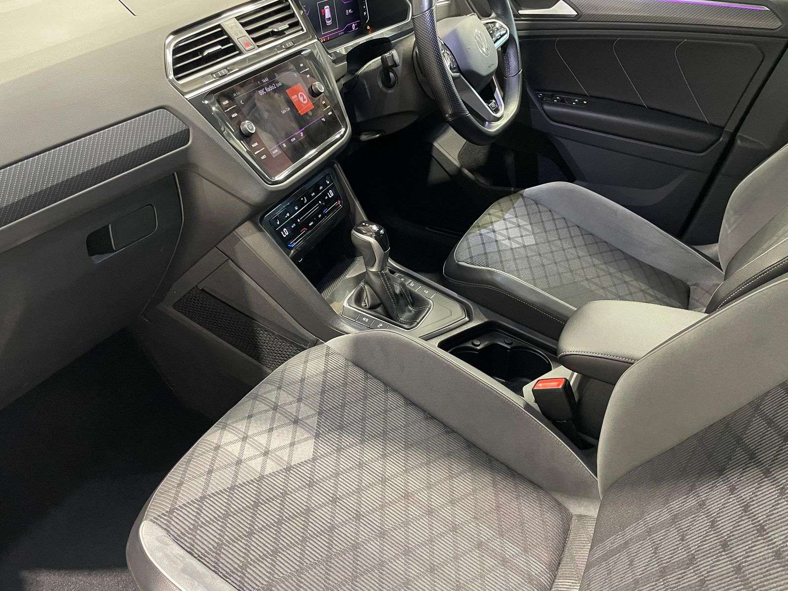 2021 VOLKSWAGEN TIGUAN 2021 VOLKSWAGEN TIGUAN