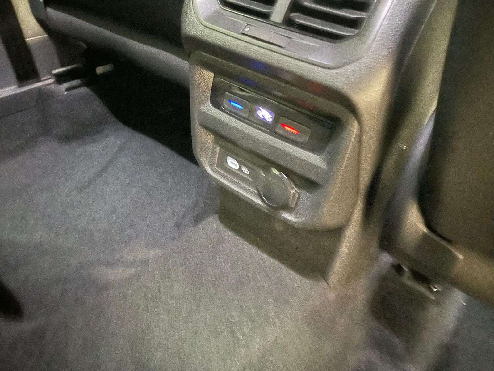 2021 VOLKSWAGEN TIGUAN 2021 VOLKSWAGEN TIGUAN