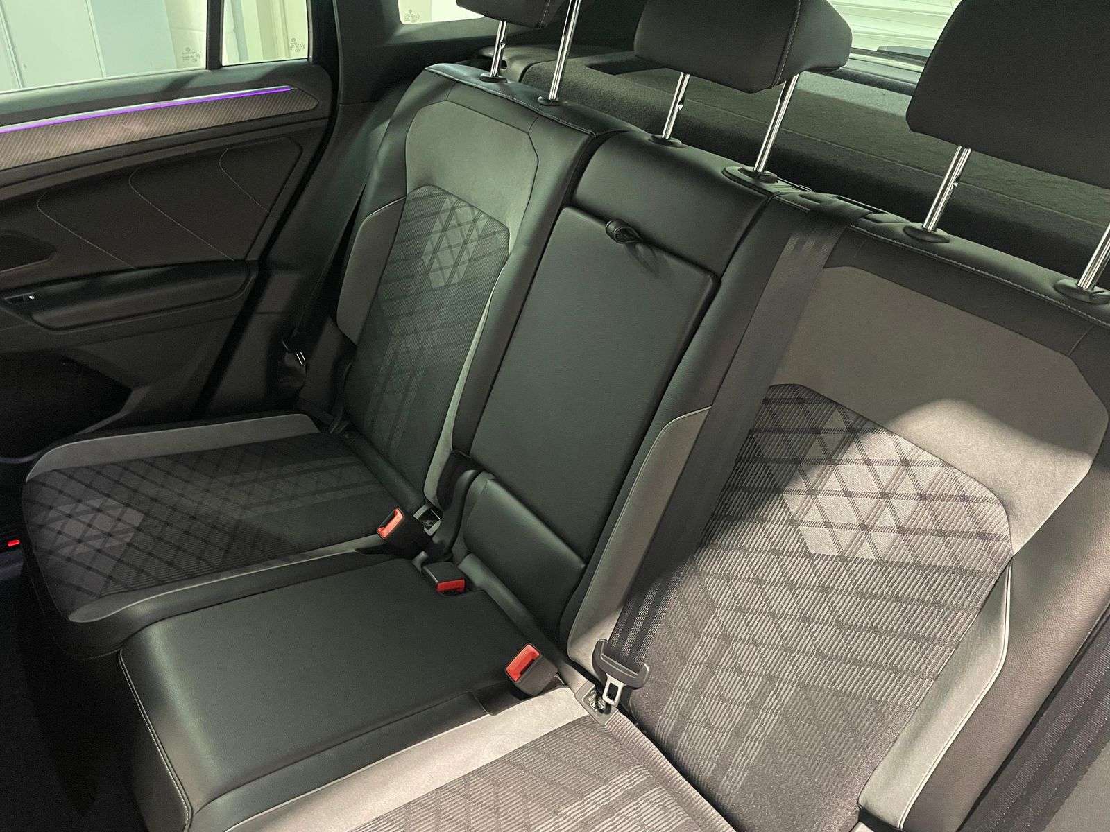 2021 VOLKSWAGEN TIGUAN 2021 VOLKSWAGEN TIGUAN