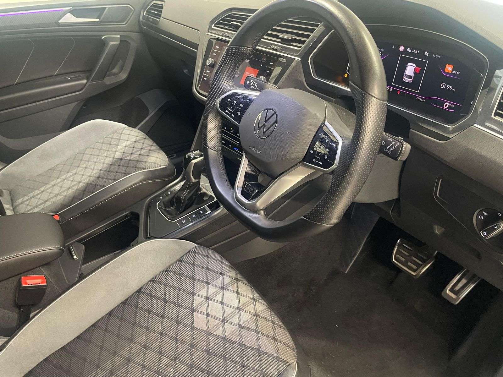 2021 VOLKSWAGEN TIGUAN 2021 VOLKSWAGEN TIGUAN