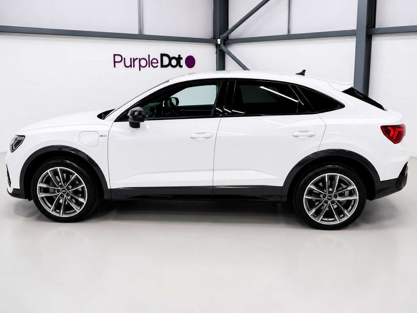 2023 AUDI Q3 2023 AUDI Q3