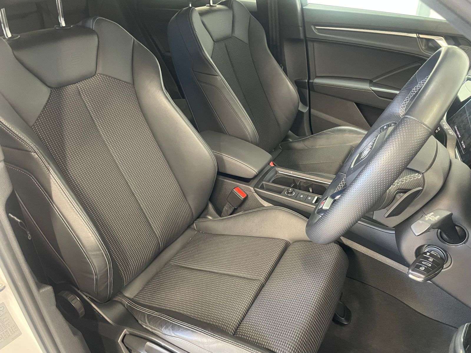 2023 AUDI Q3 2023 AUDI Q3