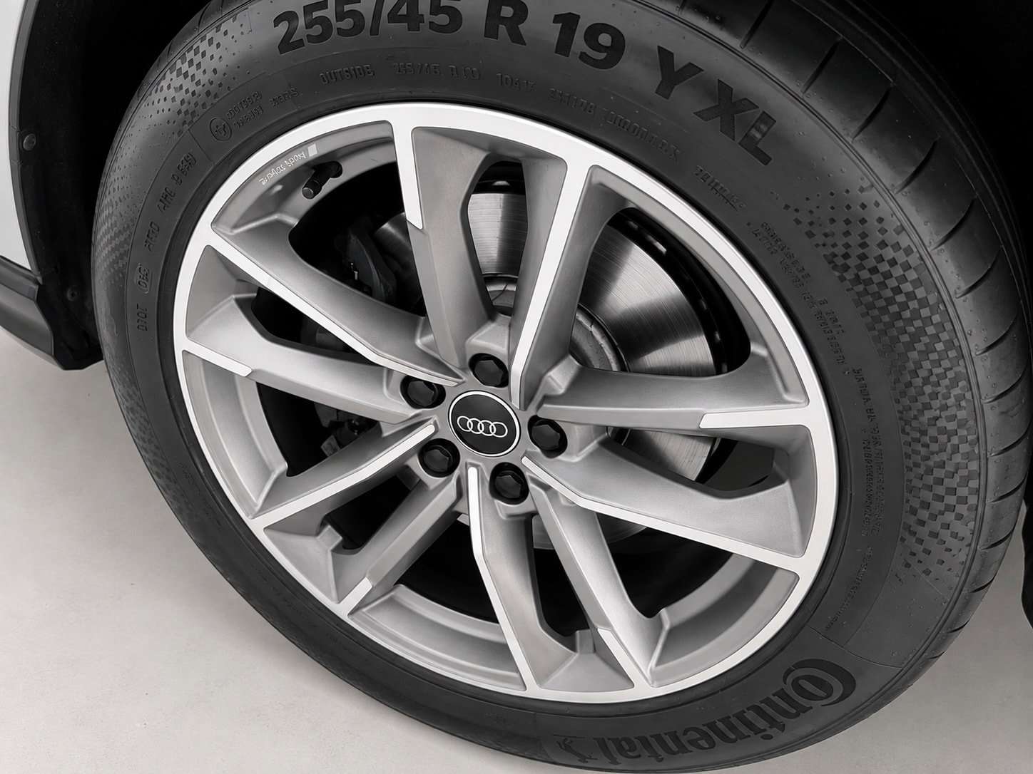 2023 AUDI Q3 2023 AUDI Q3