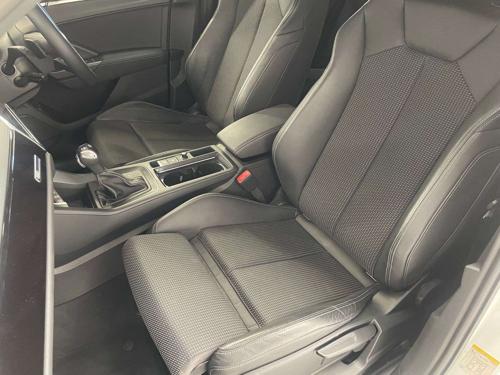 2023 AUDI Q3 2023 AUDI Q3