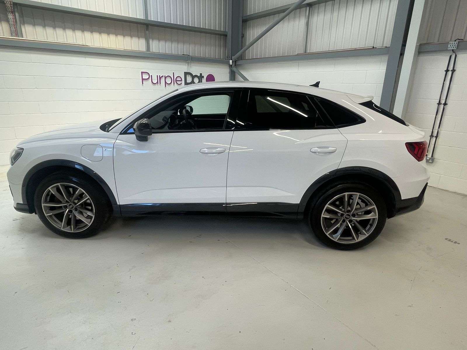 2023 AUDI Q3 2023 AUDI Q3