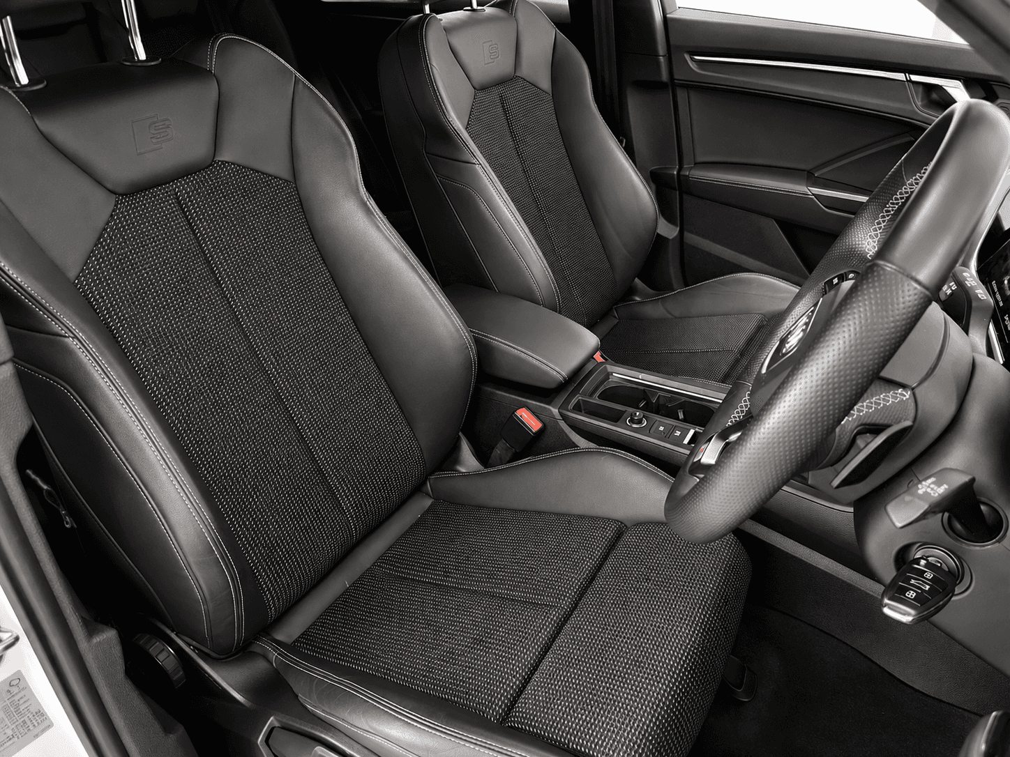 2023 AUDI Q3 2023 AUDI Q3