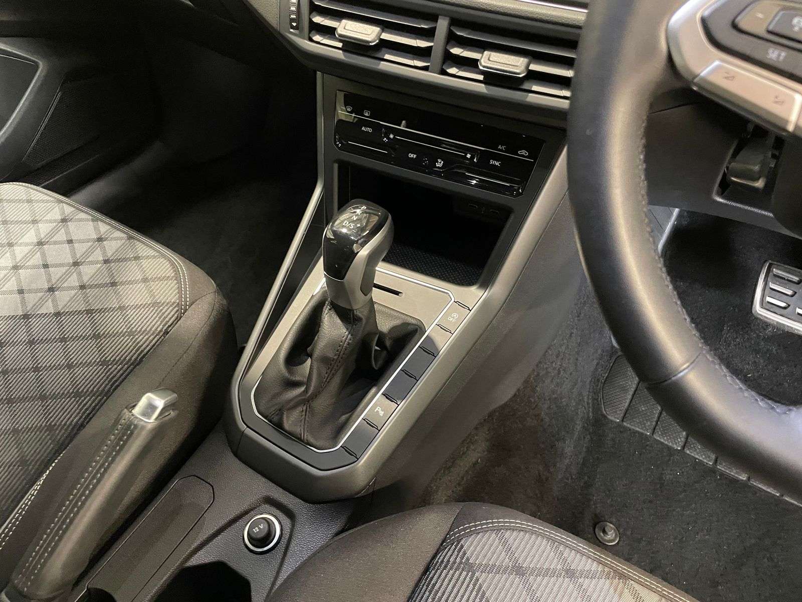 2023 VOLKSWAGEN POLO 2023 VOLKSWAGEN POLO