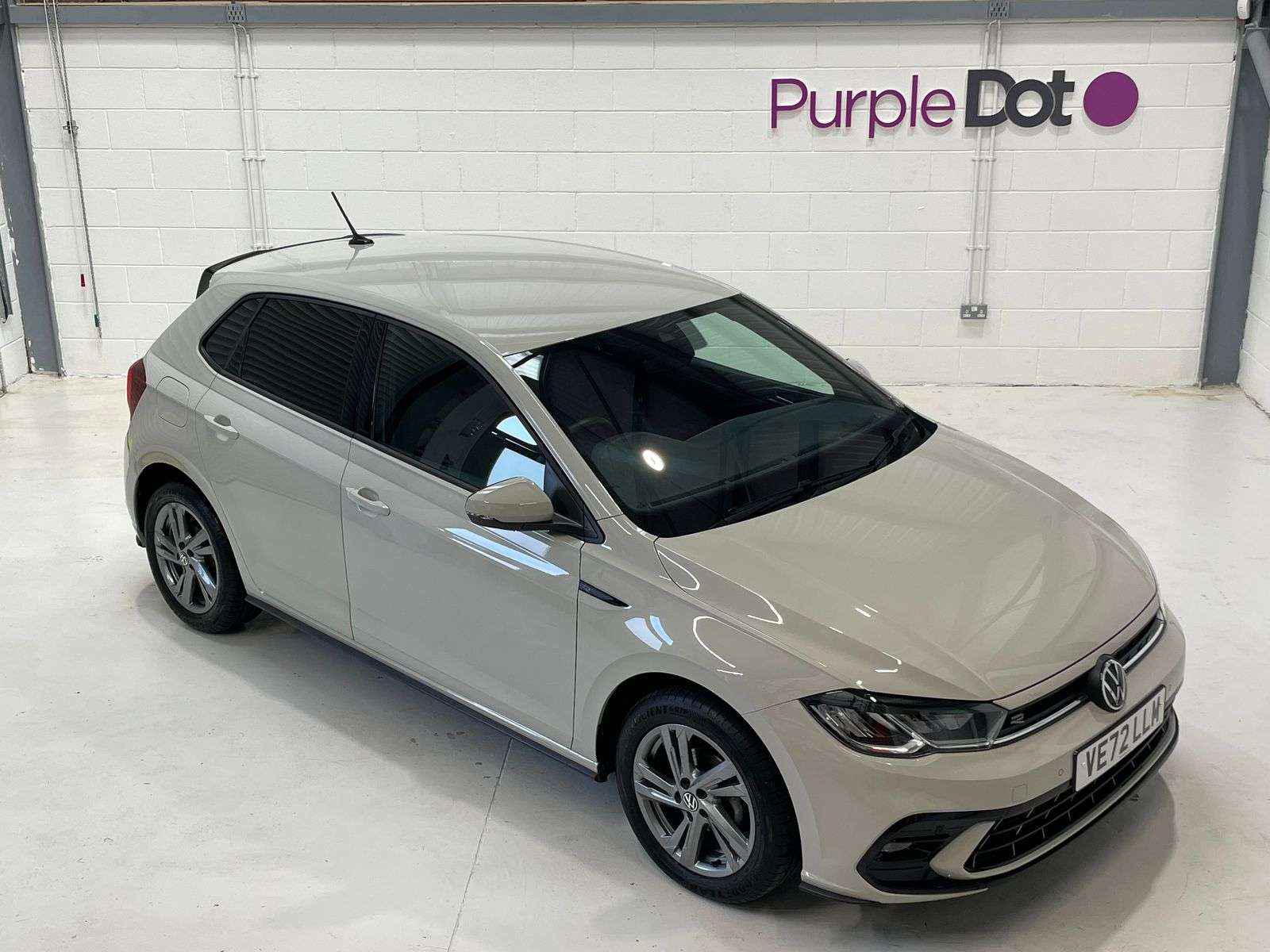 A 2023 VOLKSWAGEN POLO 1.0L R-Line TSI Semi-Auto Hatchback 5dr Petrol Euro 6 (94 bhp) A 2023 VOLKSWAGEN POLO 1.0L R-Line TSI Semi-Auto Hatchback 5dr Petrol Euro 6 (94 bhp)